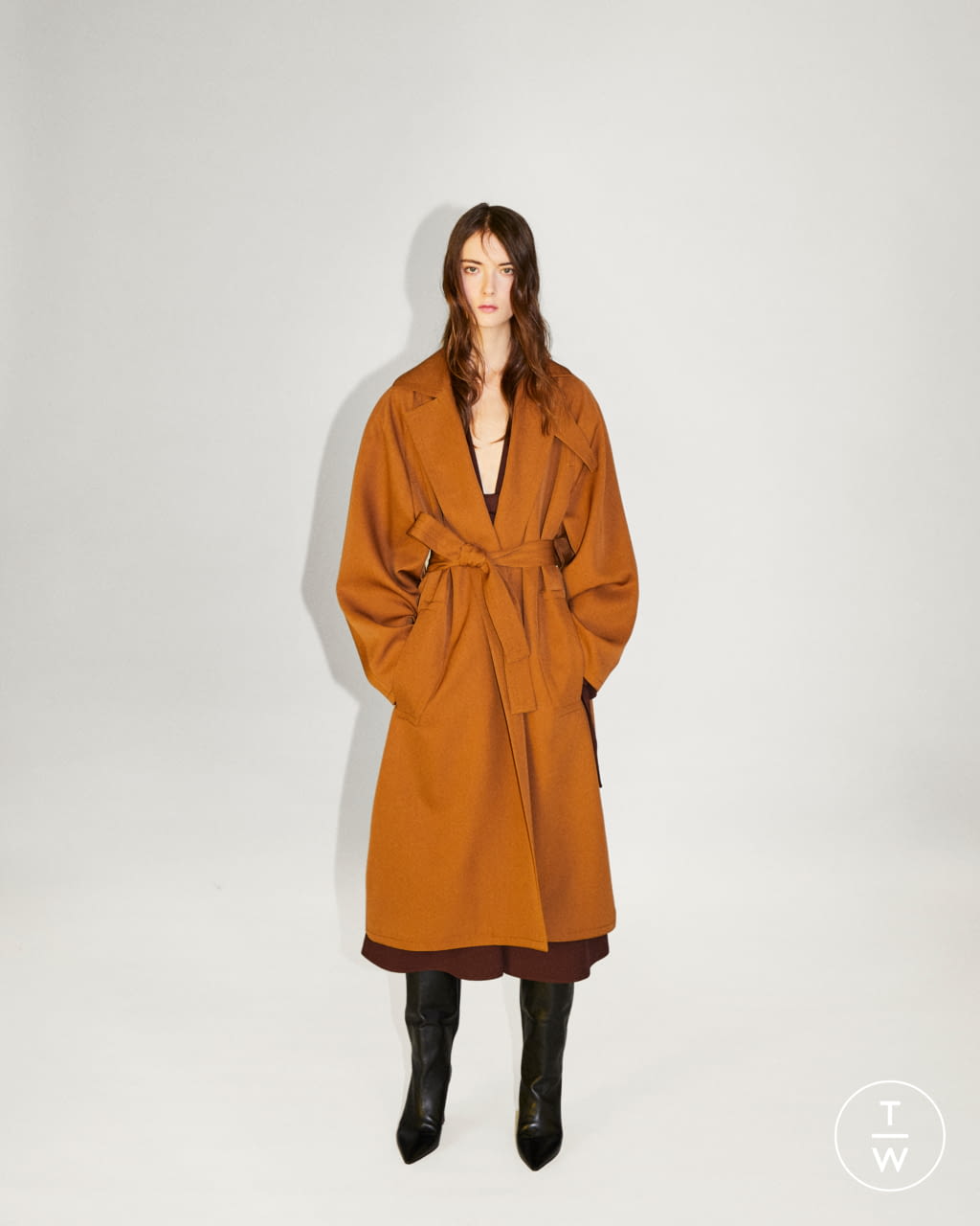 Fashion Week Paris Pre-Fall 2020 look 6 from the Rochas collection womenswear