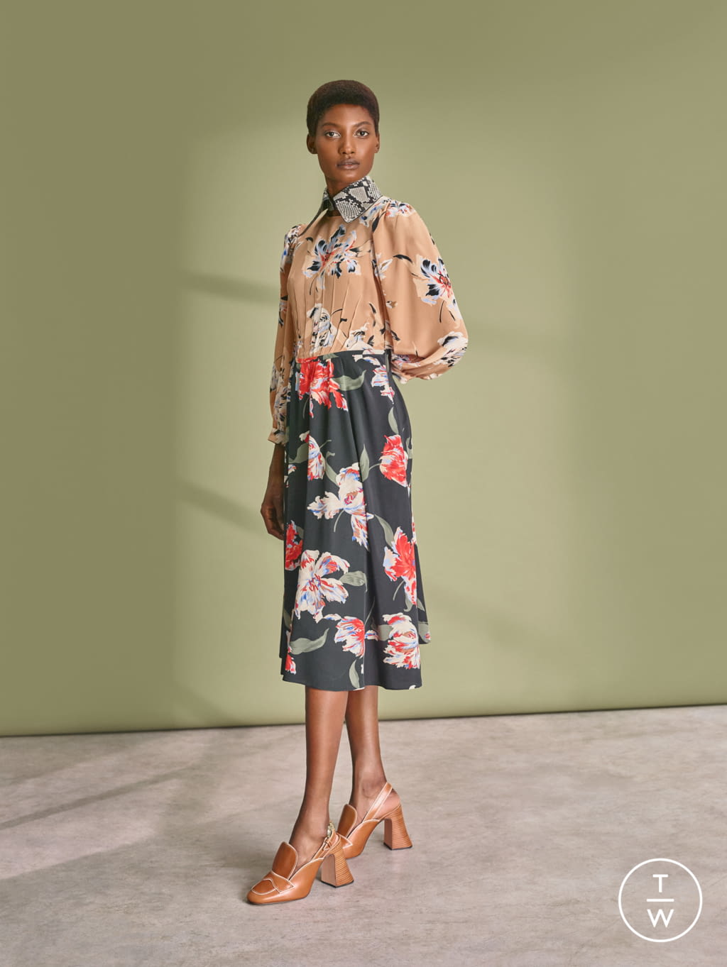 Fashion Week Paris Resort 2019 look 18 from the Rochas collection womenswear