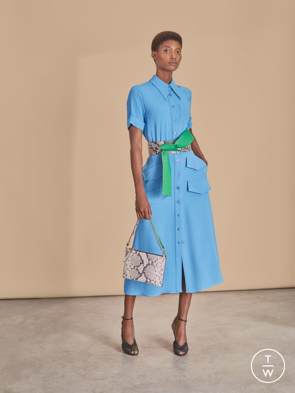Fashion Week Paris Resort 2019 look 46 from the Rochas collection 女装