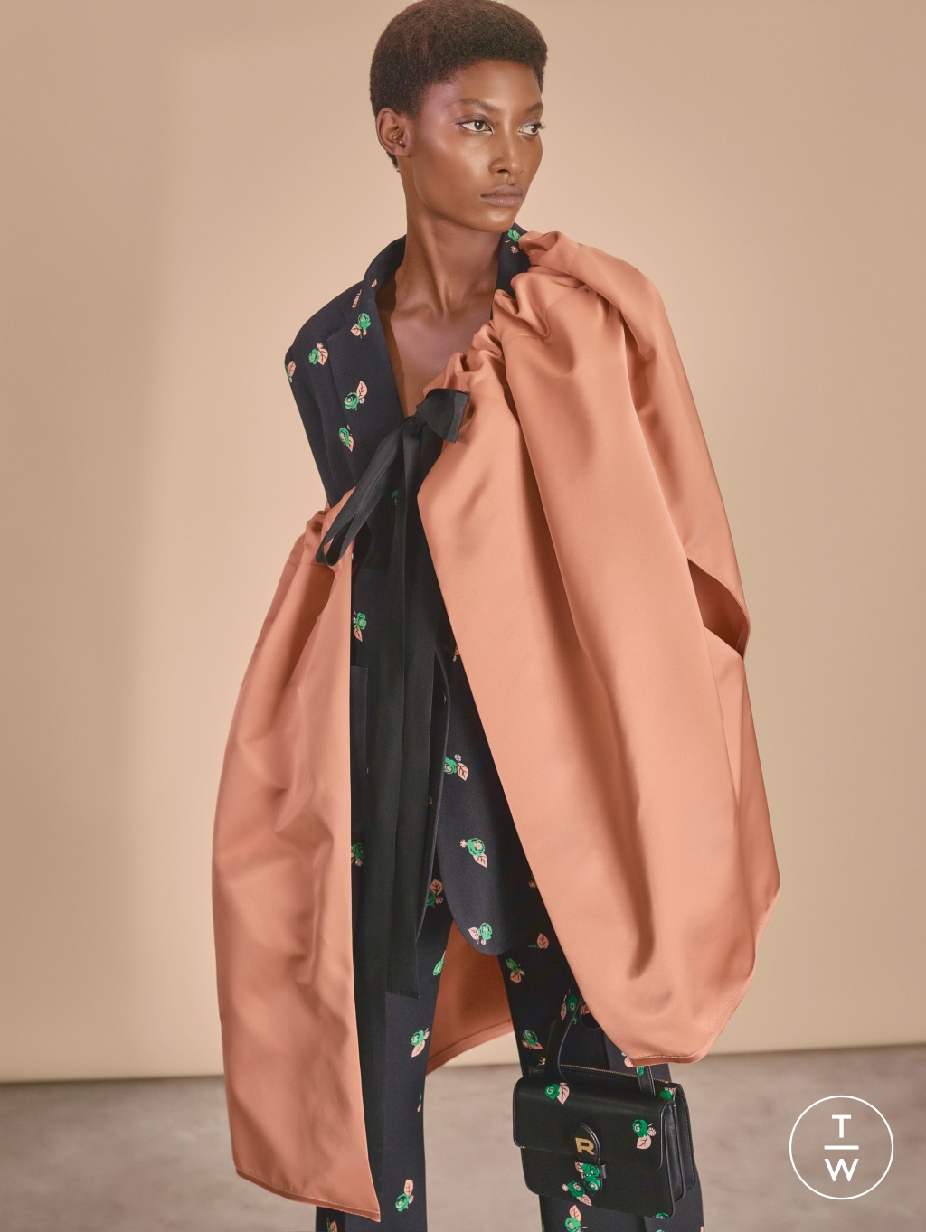 Fashion Week Paris Resort 2019 look 51 from the Rochas collection womenswear