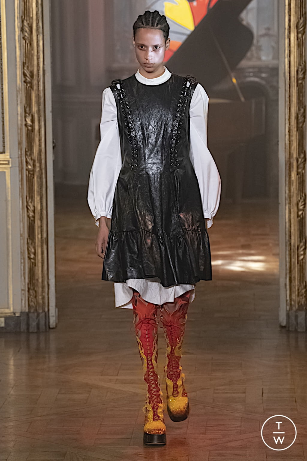Fashion Week Paris Spring/Summer 2022 look 2 from the Rochas collection 女装
