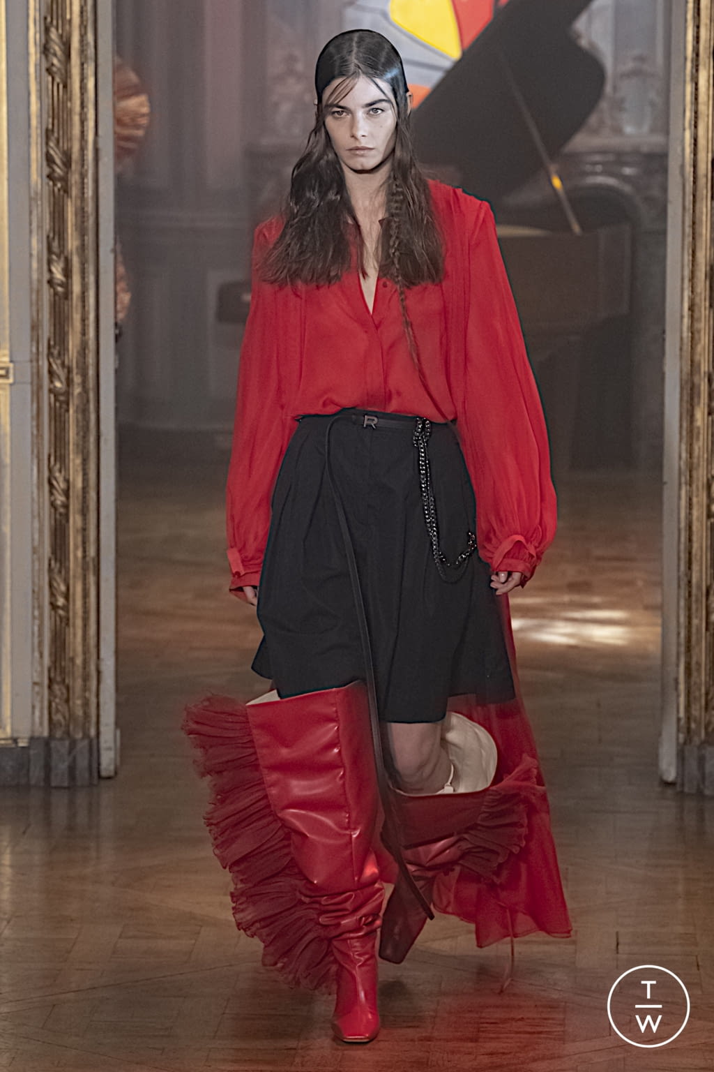 Fashion Week Paris Spring/Summer 2022 look 6 from the Rochas collection 女装