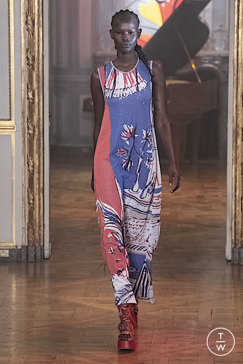 Fashion Week Paris Spring/Summer 2022 look 17 from the Rochas collection womenswear