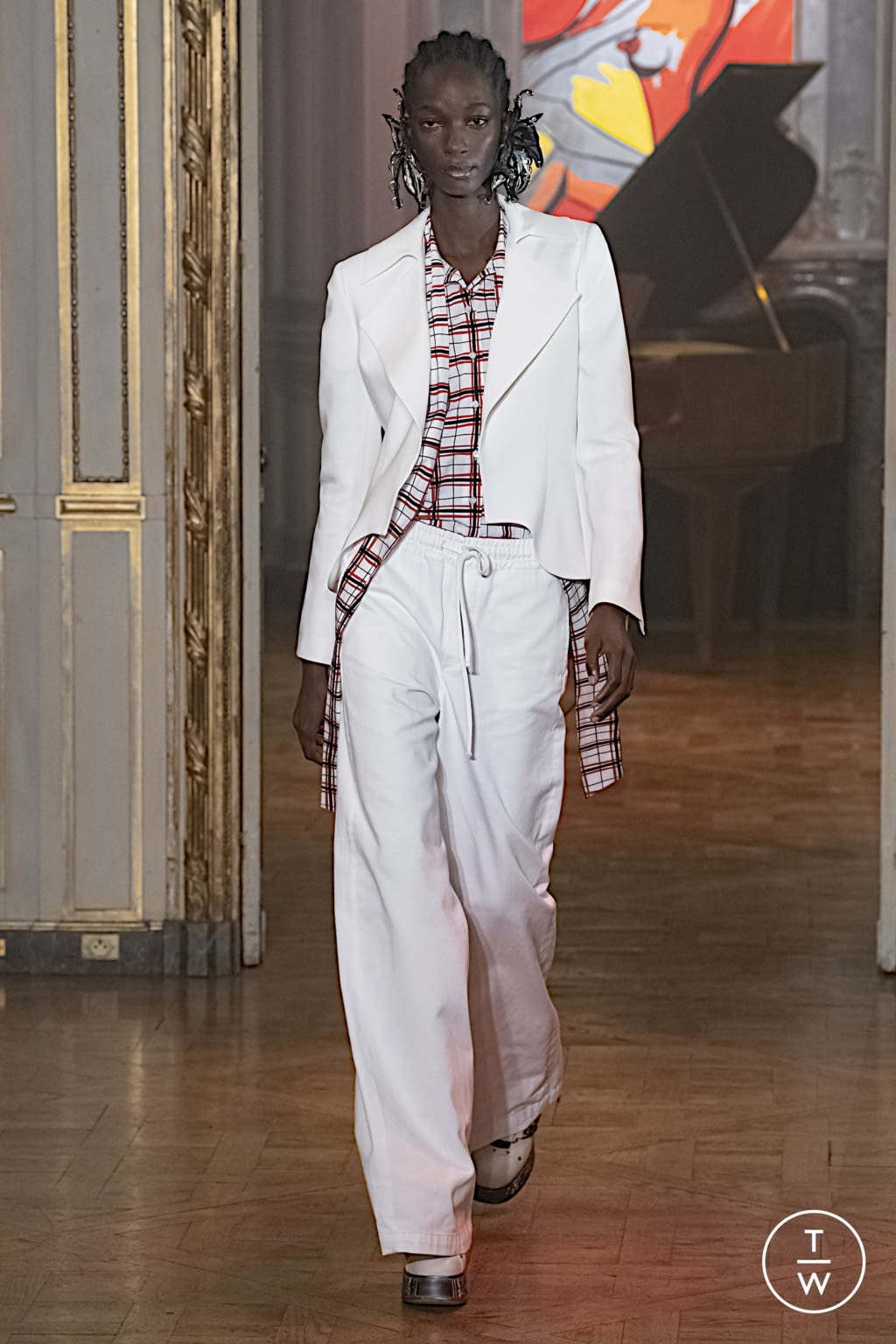 Fashion Week Paris Spring/Summer 2022 look 22 from the Rochas collection womenswear