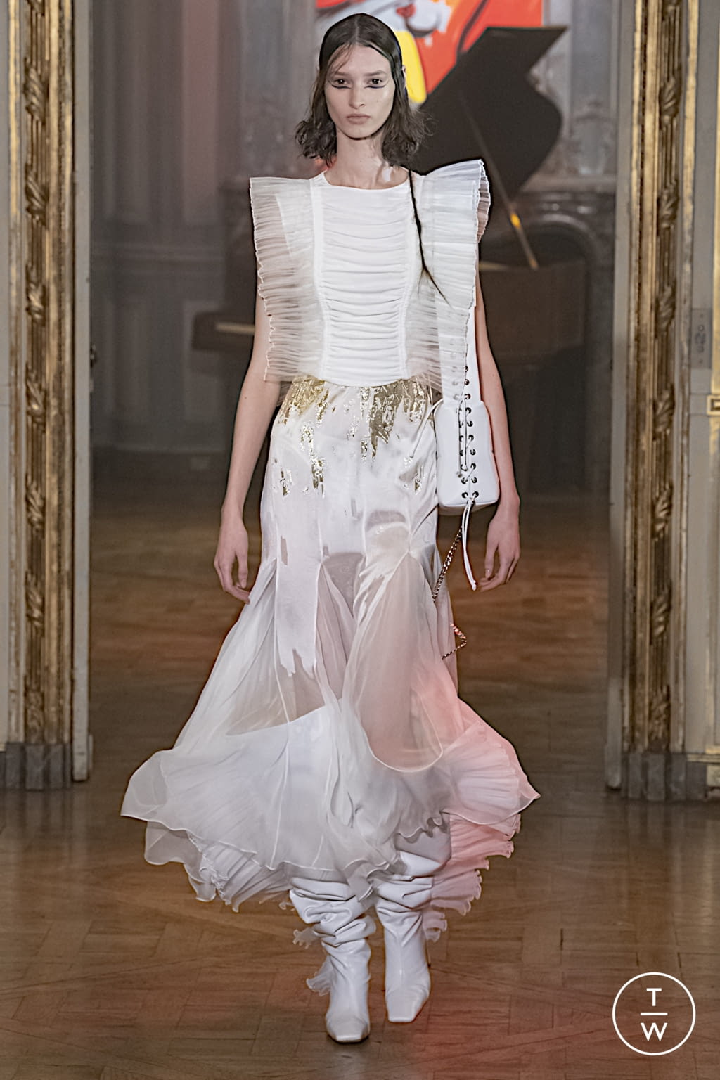 Fashion Week Paris Spring/Summer 2022 look 26 from the Rochas collection womenswear