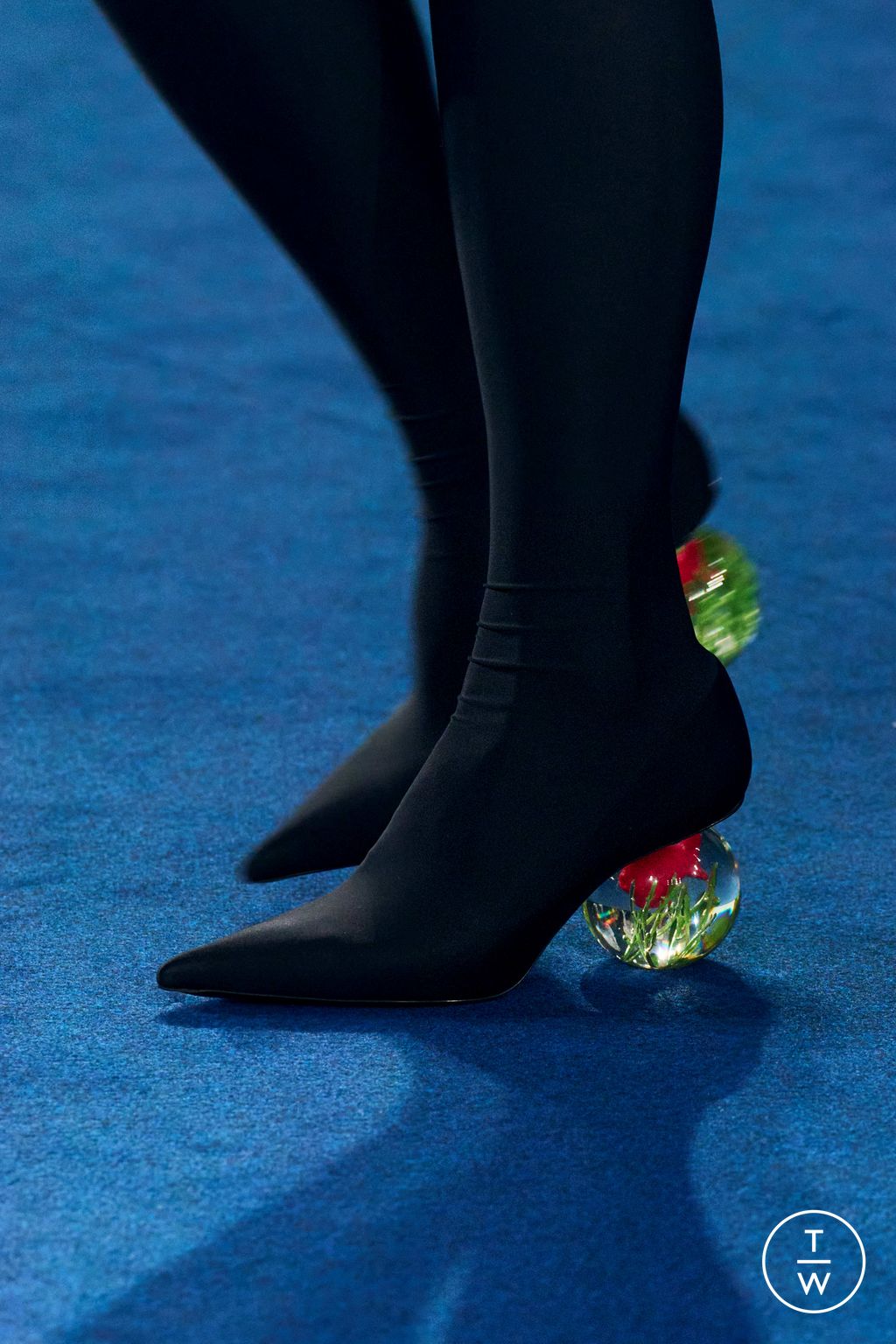 Fashion Week Paris Spring/Summer 2023 look 7 from the Rochas collection womenswear accessories