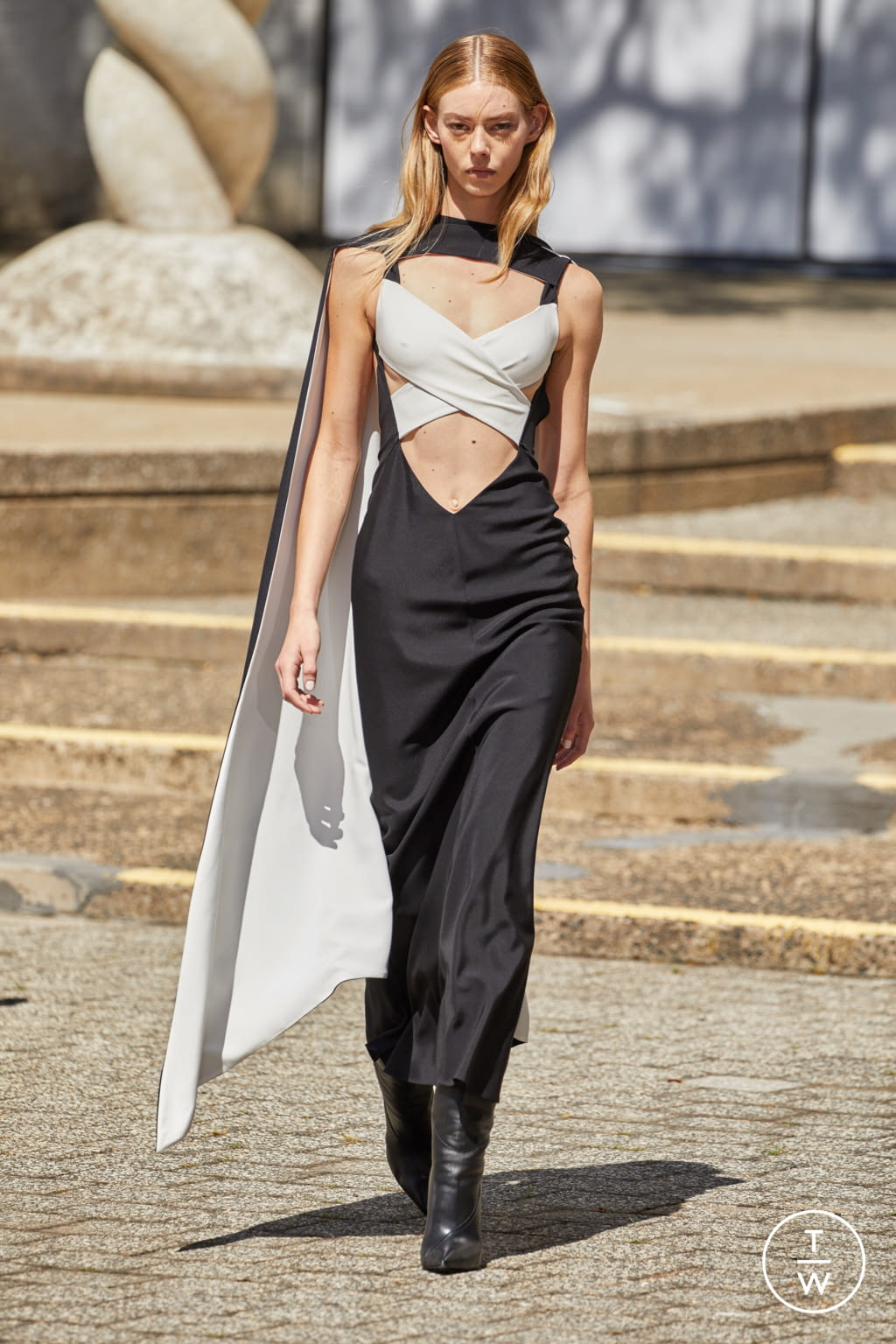 Fashion Week New York Spring/Summer 2022 look 2 de la collection Rodarte womenswear