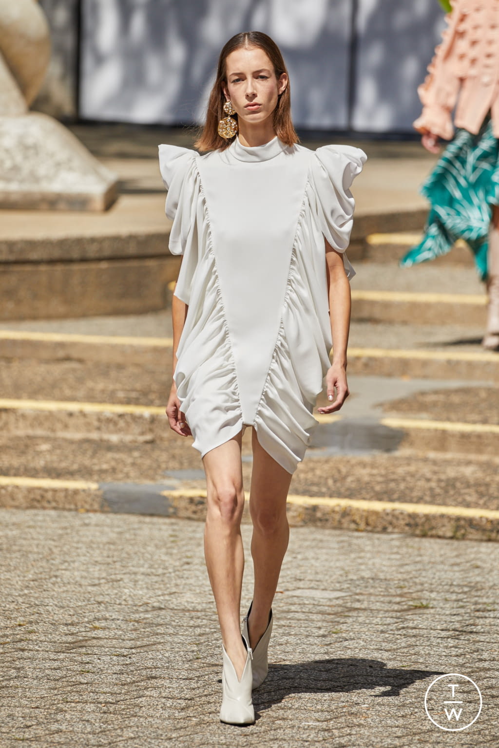 Fashion Week New York Spring/Summer 2022 look 9 de la collection Rodarte womenswear