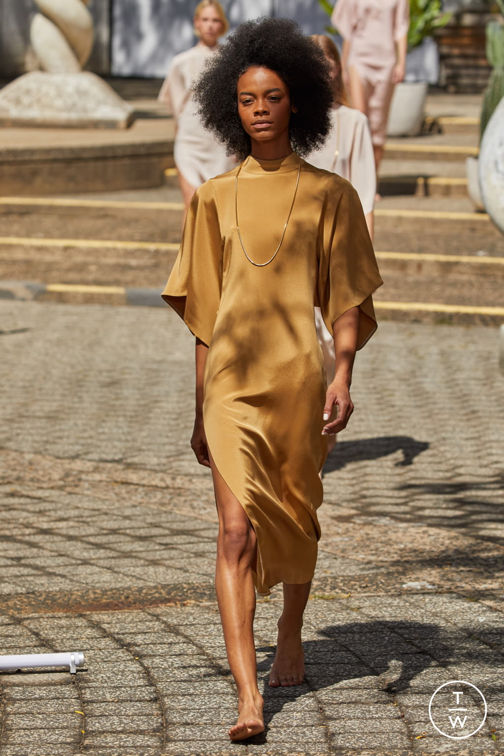 Fashion Week New York Spring/Summer 2022 look 50 de la collection Rodarte womenswear