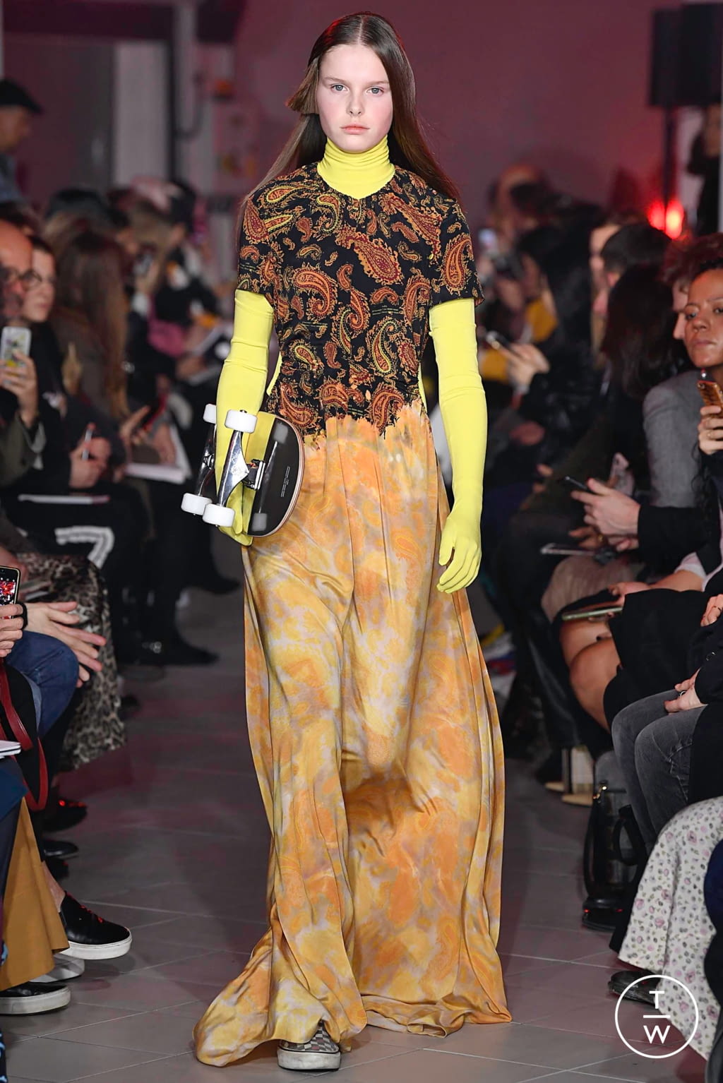Fashion Week Paris Fall/Winter 2019 look 26 de la collection Rokh womenswear