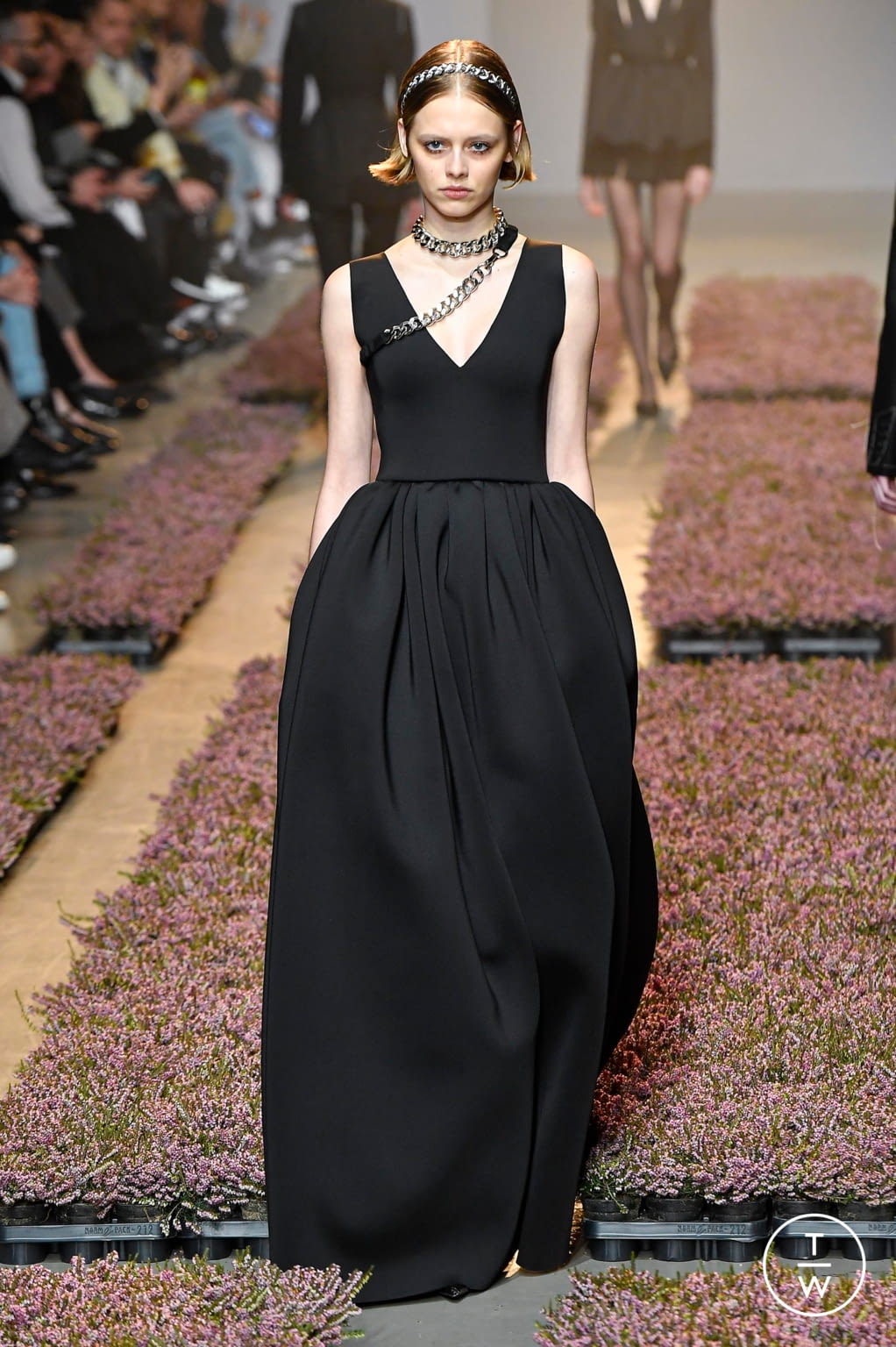 Fashion Week Paris Fall/Winter 2020 look 3 from the Rokh collection womenswear