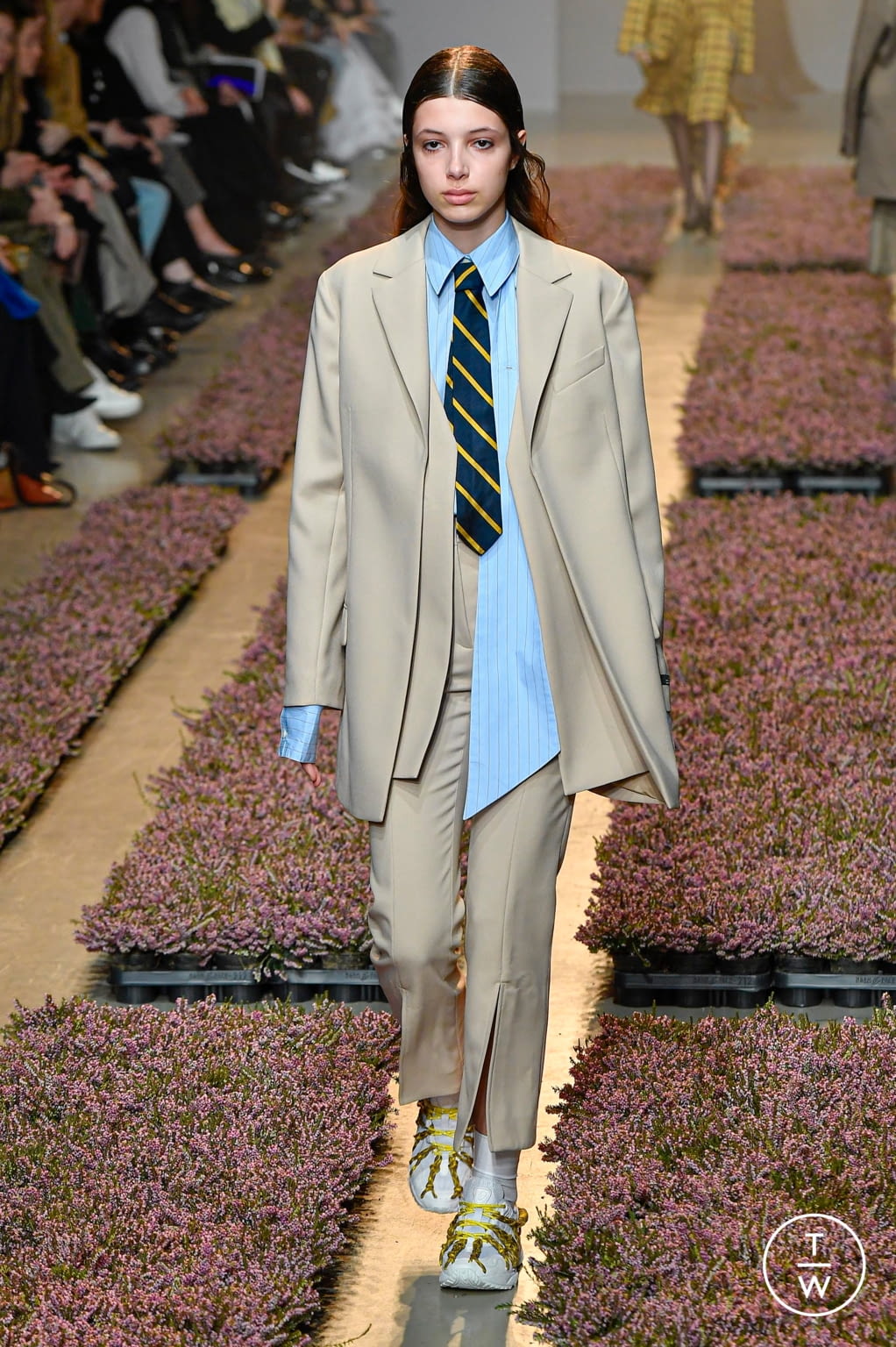 Fashion Week Paris Fall/Winter 2020 look 24 from the Rokh collection womenswear