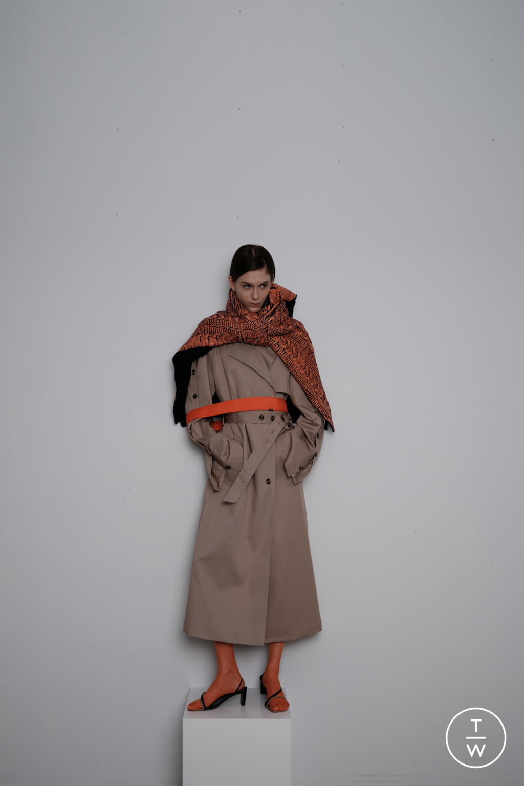 Fashion Week Paris Pre-Fall 2022 look 23 from the Rokh collection 女装