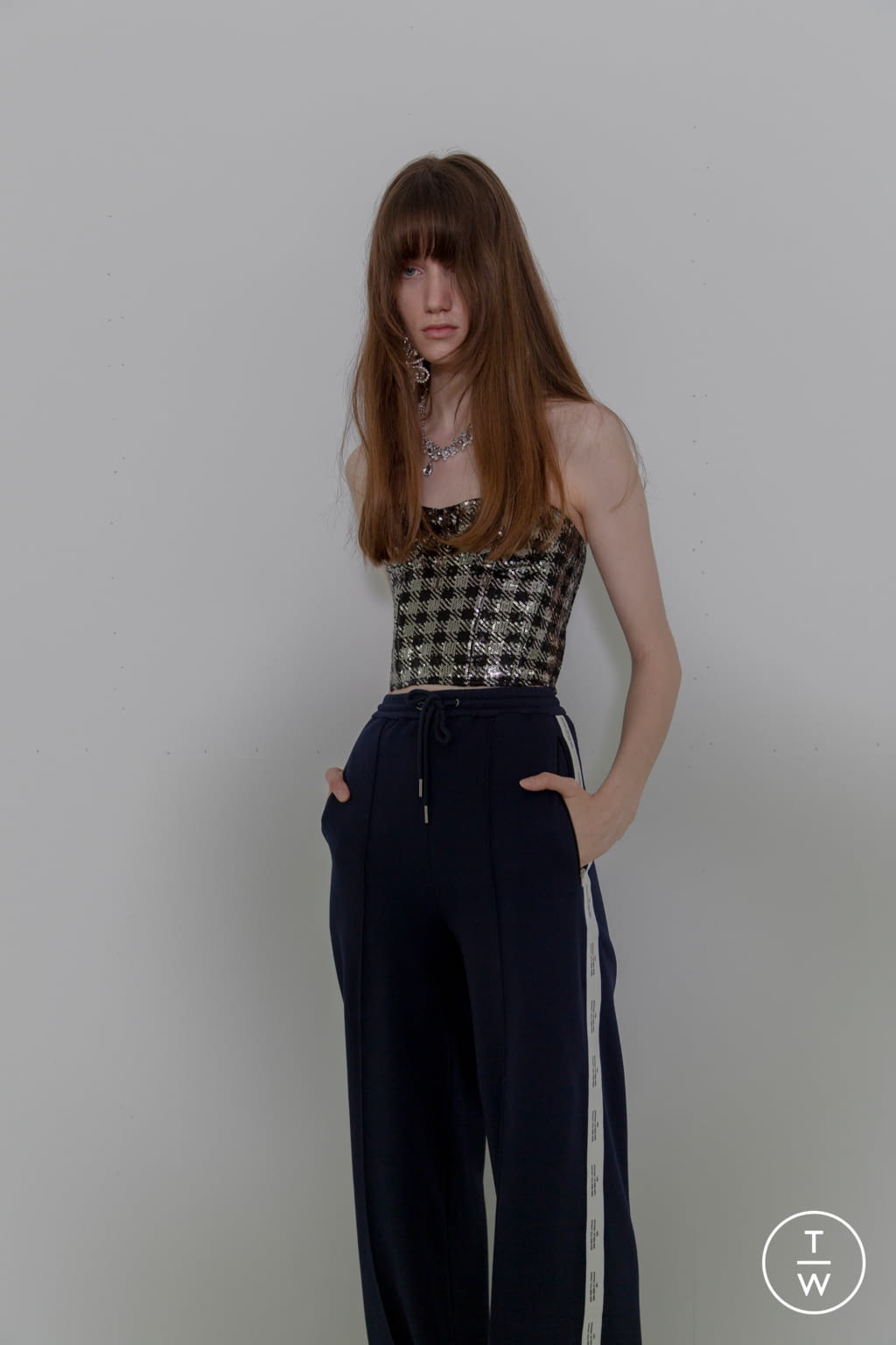 Fashion Week Paris Resort 2022 look 35 from the Rokh collection 女装
