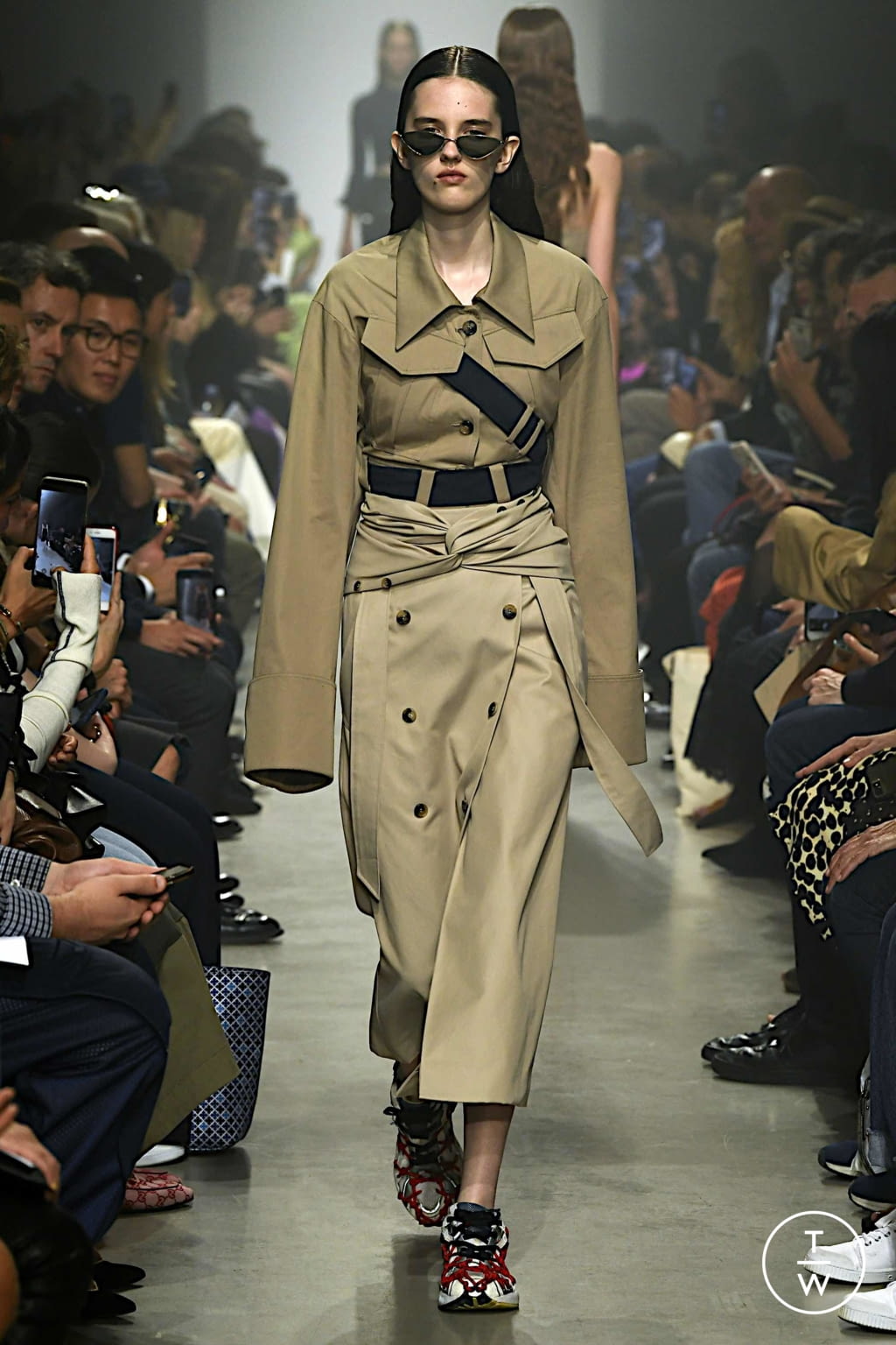 Fashion Week Paris Spring/Summer 2020 look 2 from the Rokh collection womenswear