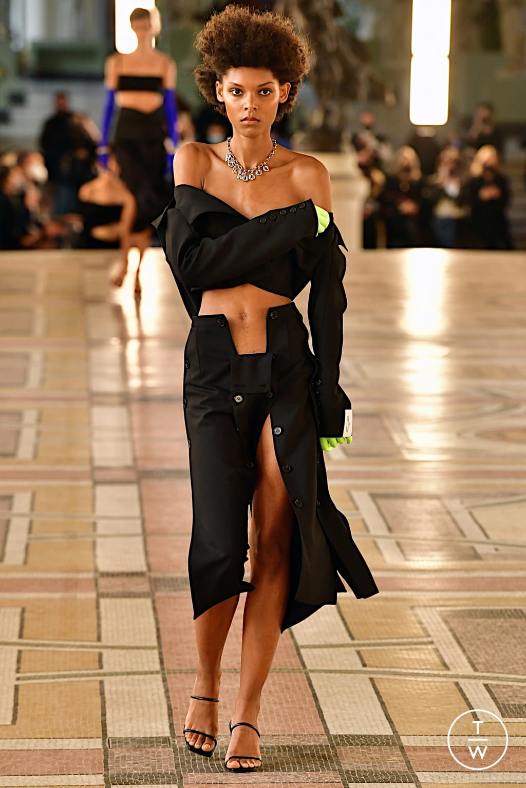 Fashion Week Paris Spring/Summer 2022 look 2 de la collection Rokh womenswear