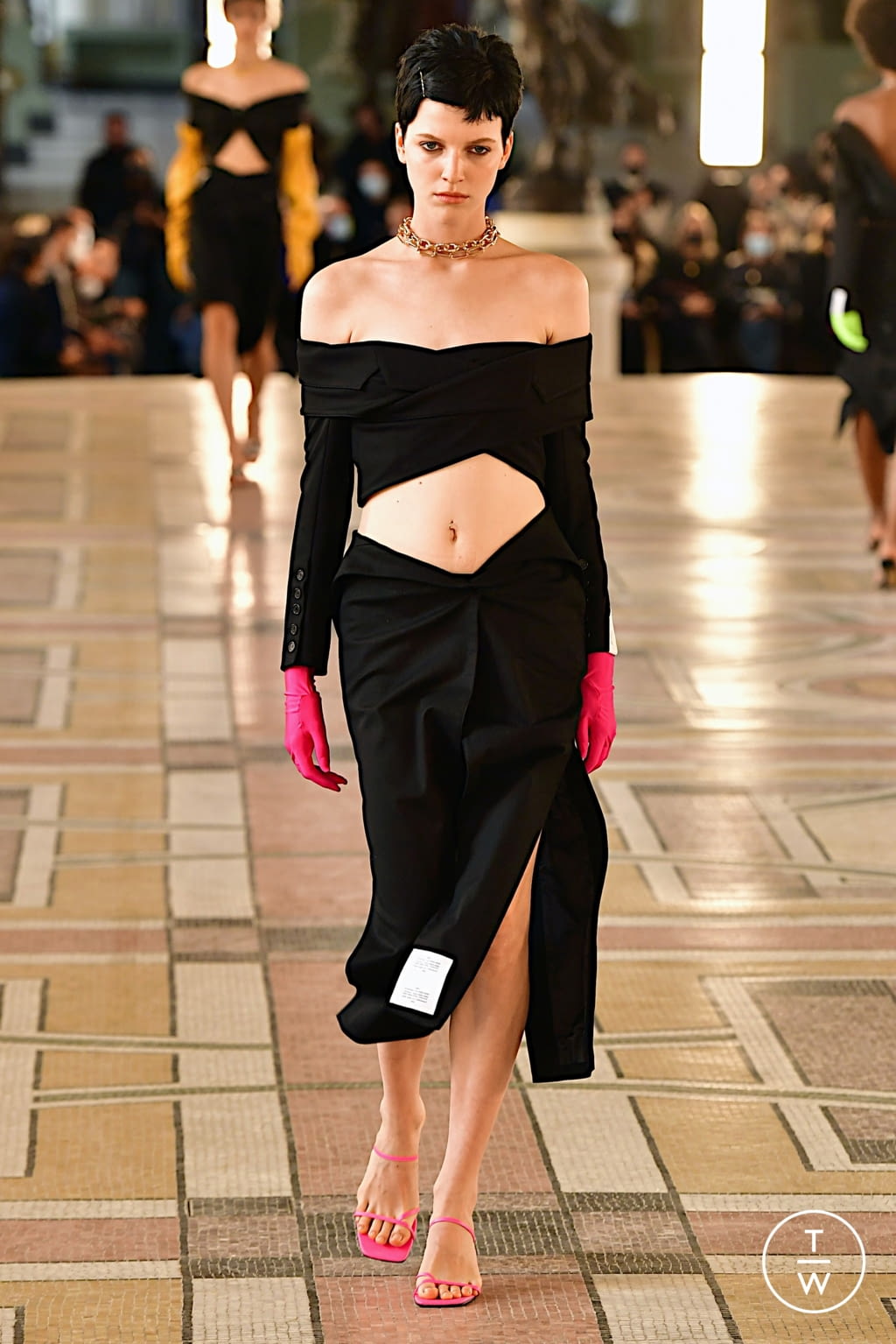 Fashion Week Paris Spring/Summer 2022 look 4 from the Rokh collection womenswear