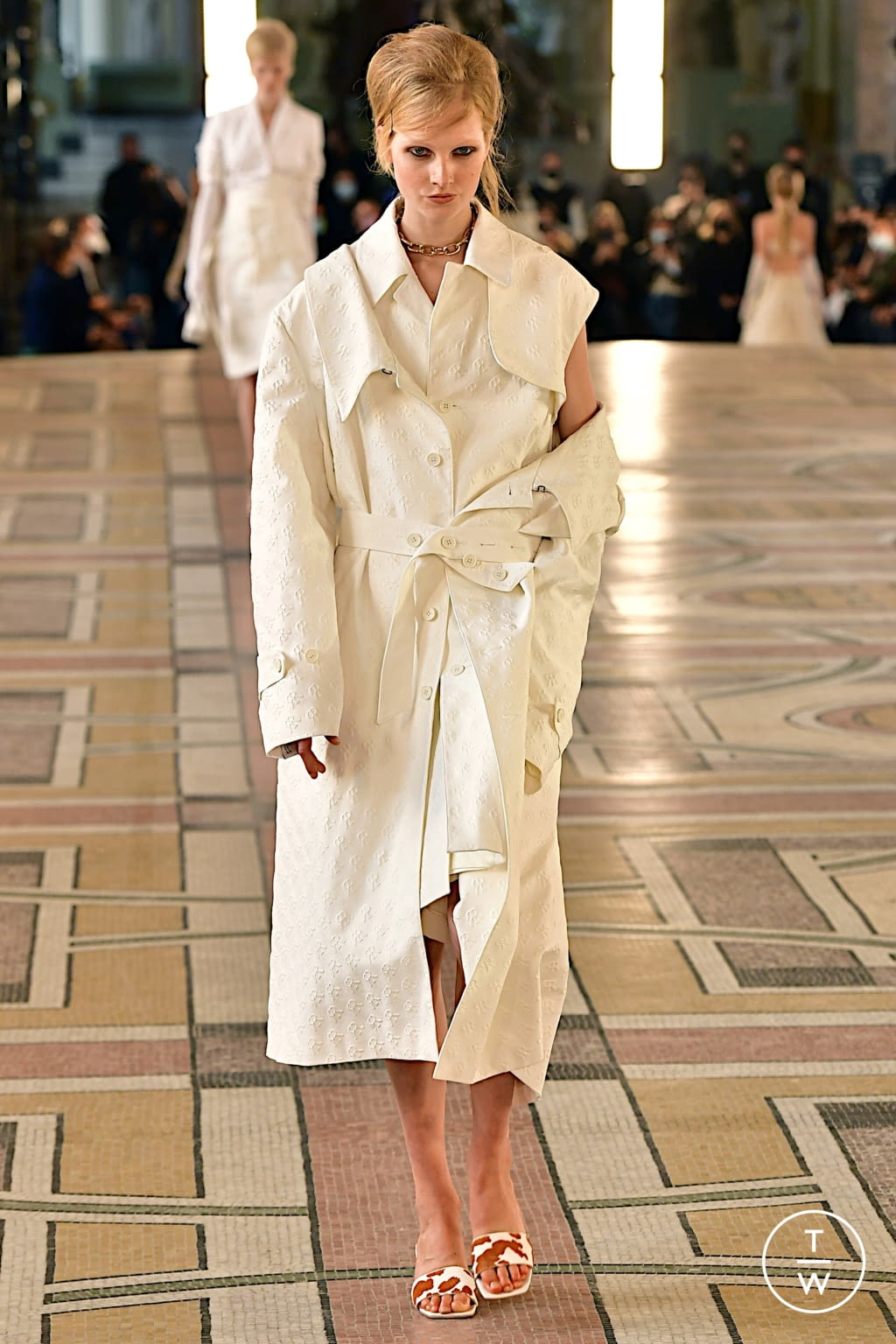 Fashion Week Paris Spring/Summer 2022 look 10 from the Rokh collection womenswear
