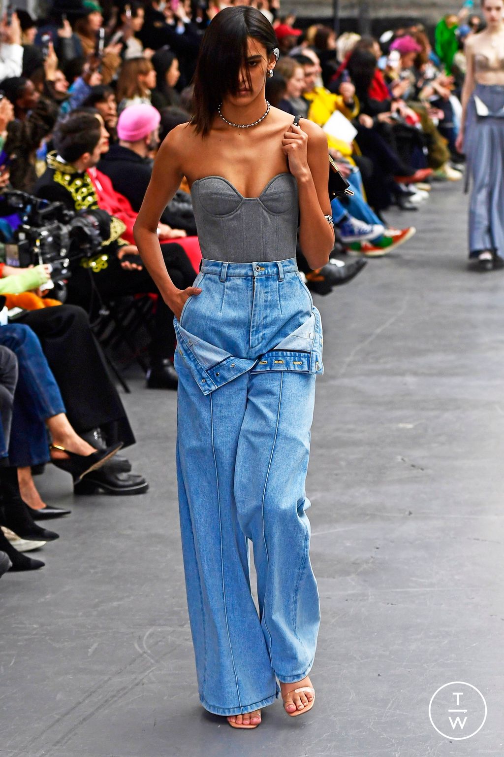 Fashion Week Paris Fall/Winter 2023 look 3 de la collection Rokh womenswear