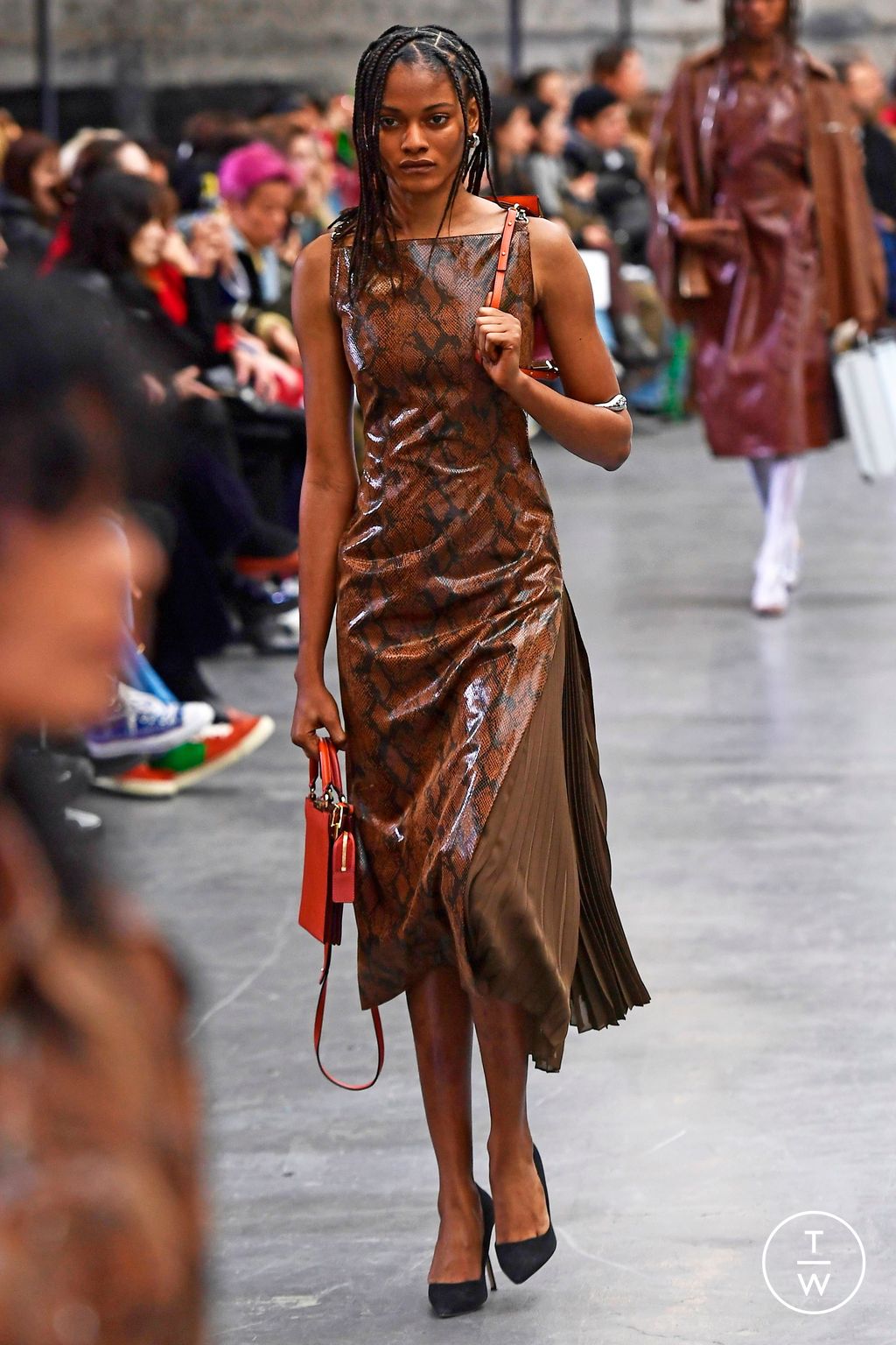 Fashion Week Paris Fall/Winter 2023 look 25 de la collection Rokh womenswear
