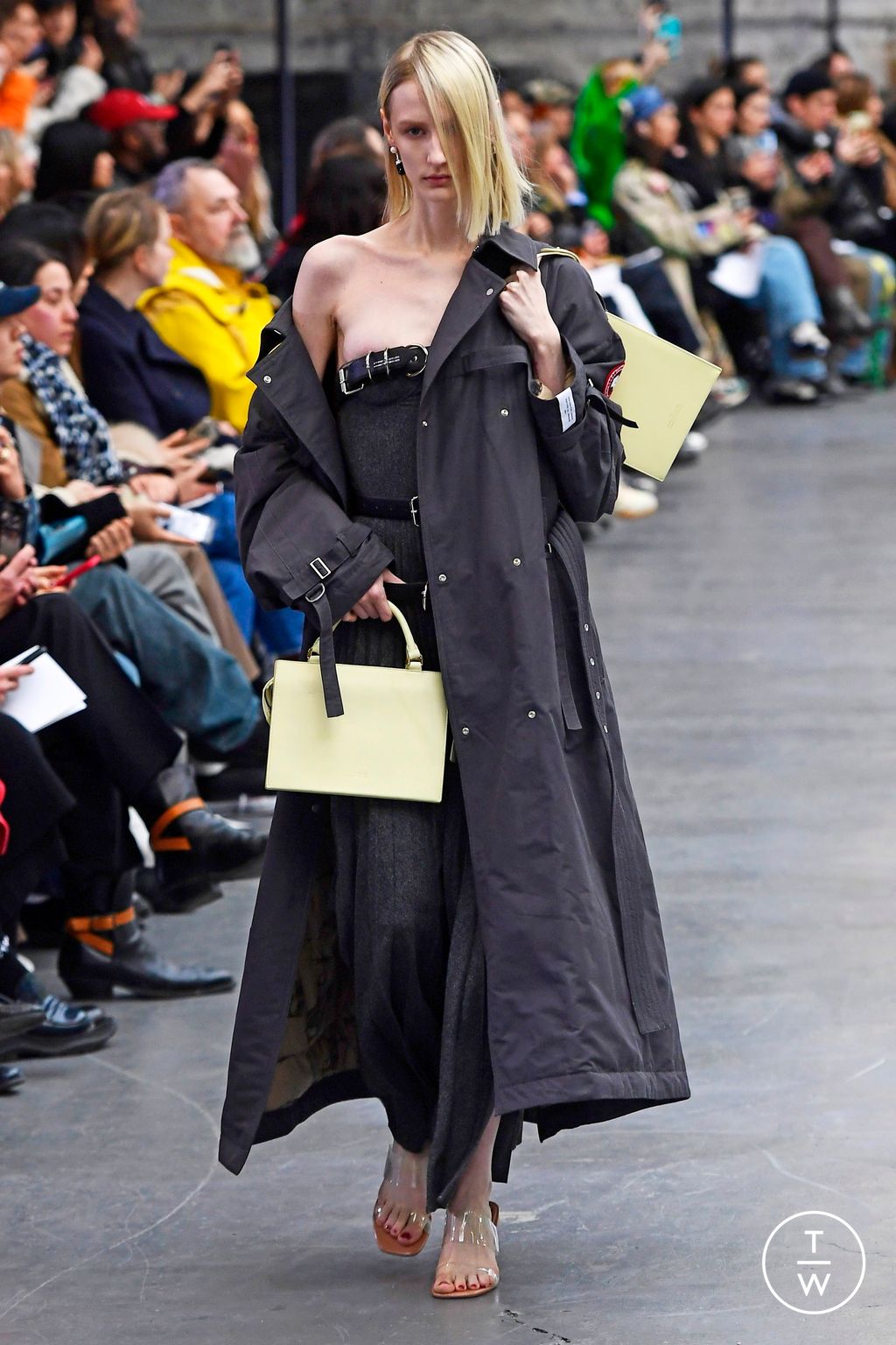 Fashion Week Paris Fall/Winter 2023 look 39 from the Rokh collection 女装