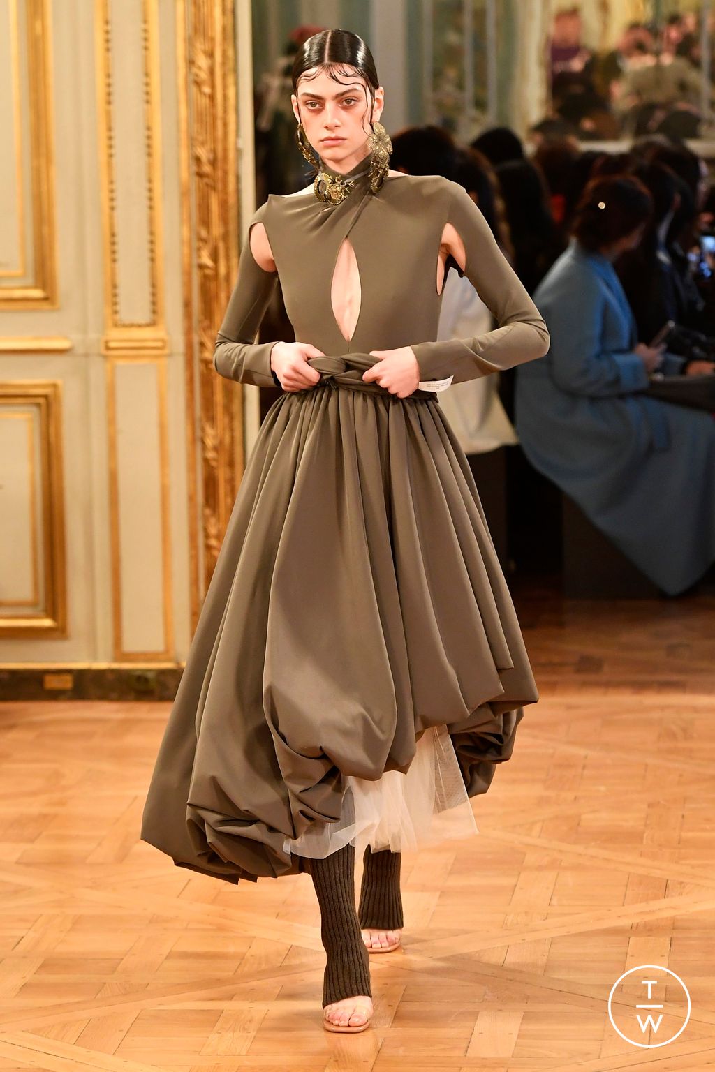 Fashion Week Paris Fall/Winter 2024 look 8 de la collection Rokh womenswear