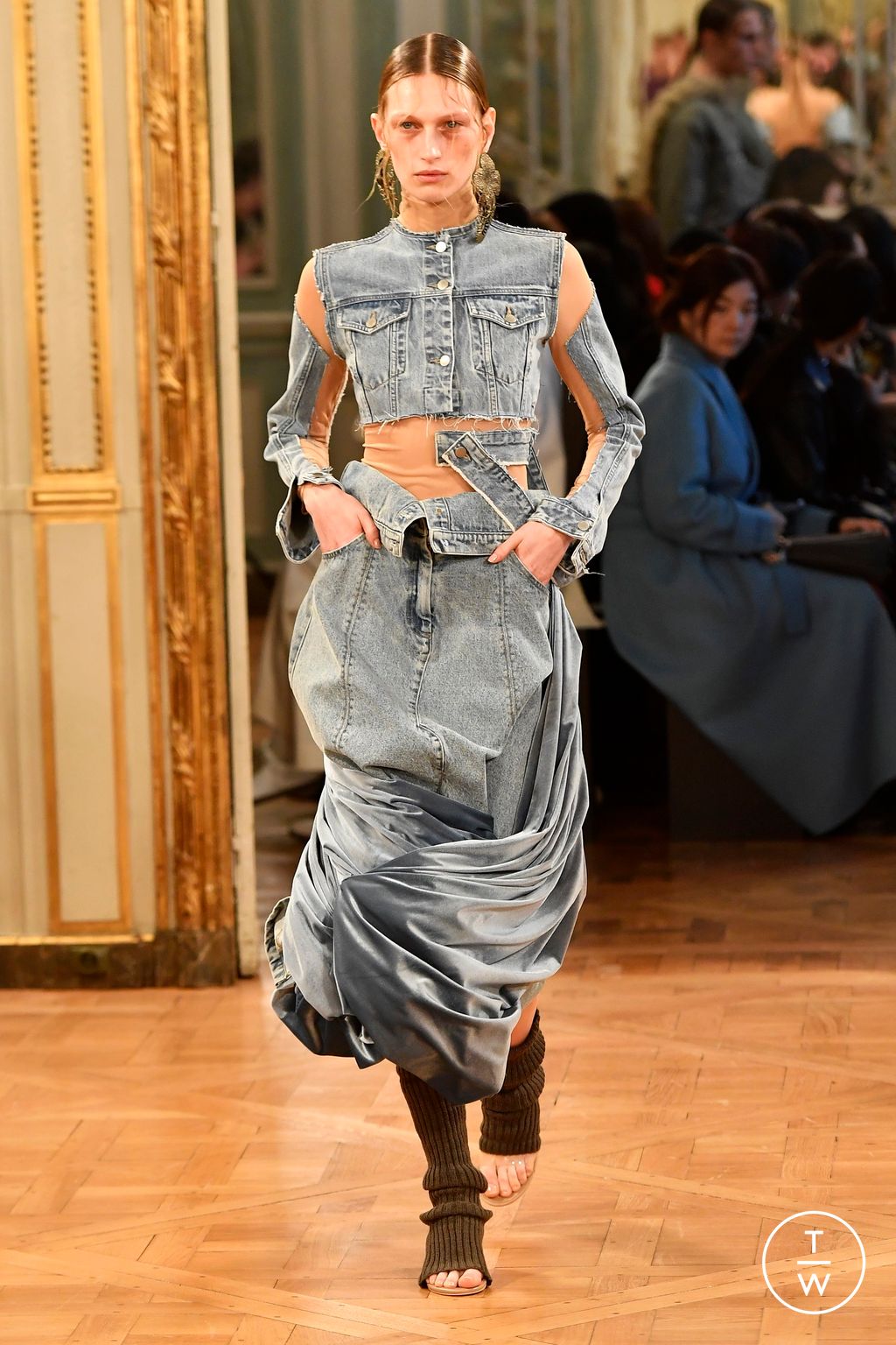Fashion Week Paris Fall/Winter 2024 look 14 de la collection Rokh womenswear