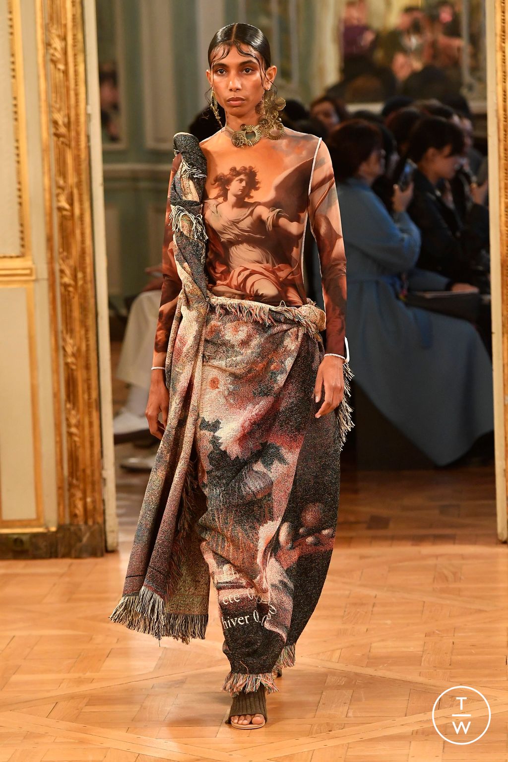 Fashion Week Paris Fall/Winter 2024 look 28 de la collection Rokh womenswear