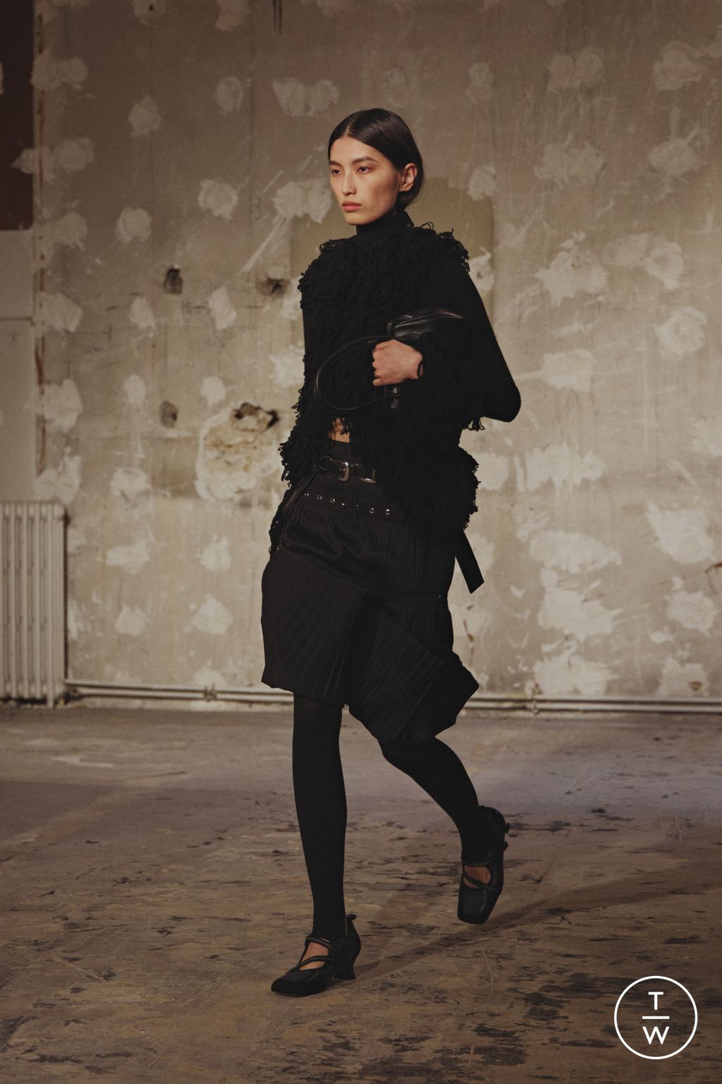 Fashion Week Paris Fall/Winter 2025 look 24 from the Rokh collection womenswear