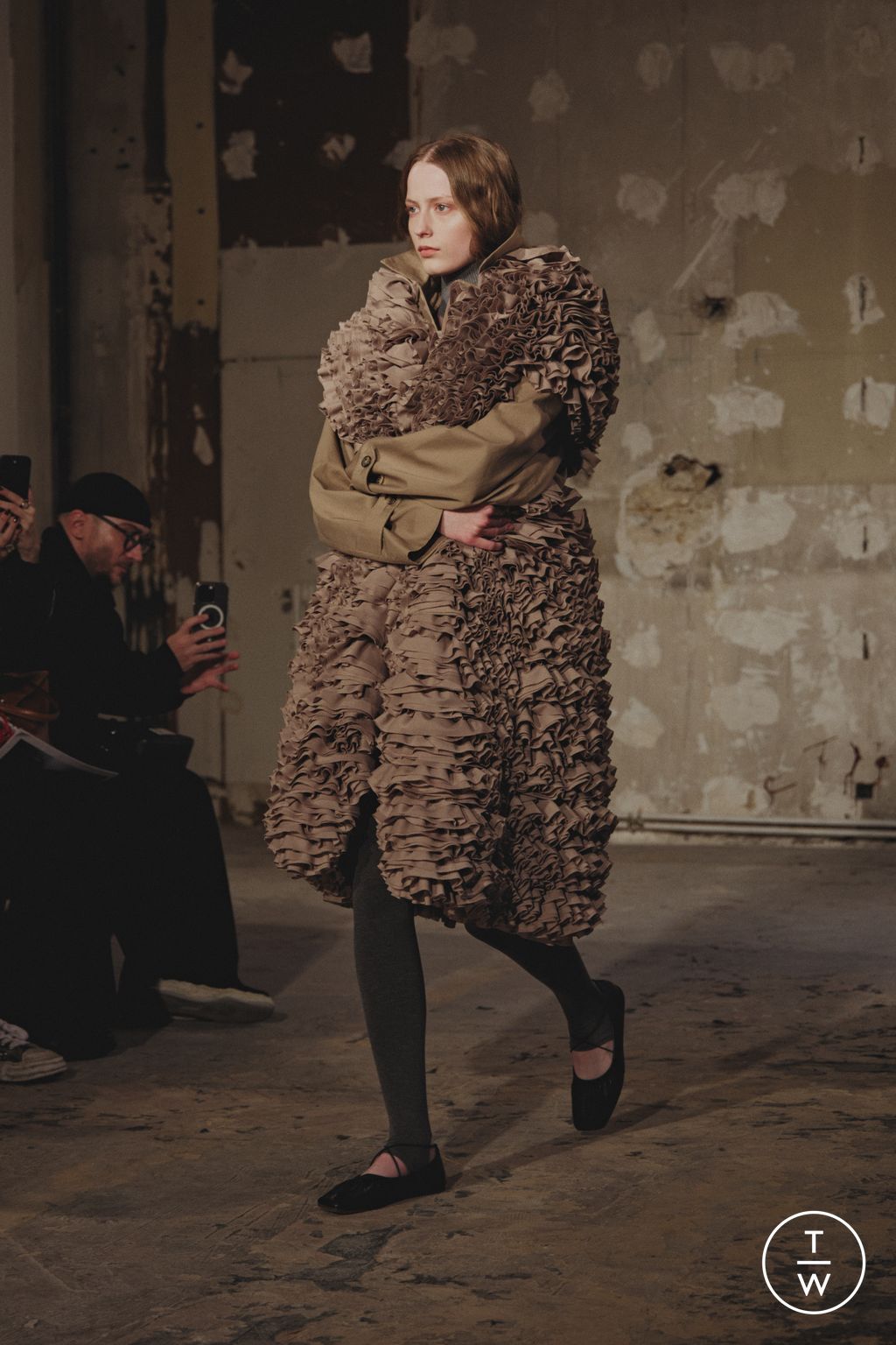 Fashion Week Paris Fall/Winter 2025 look 31 de la collection Rokh womenswear