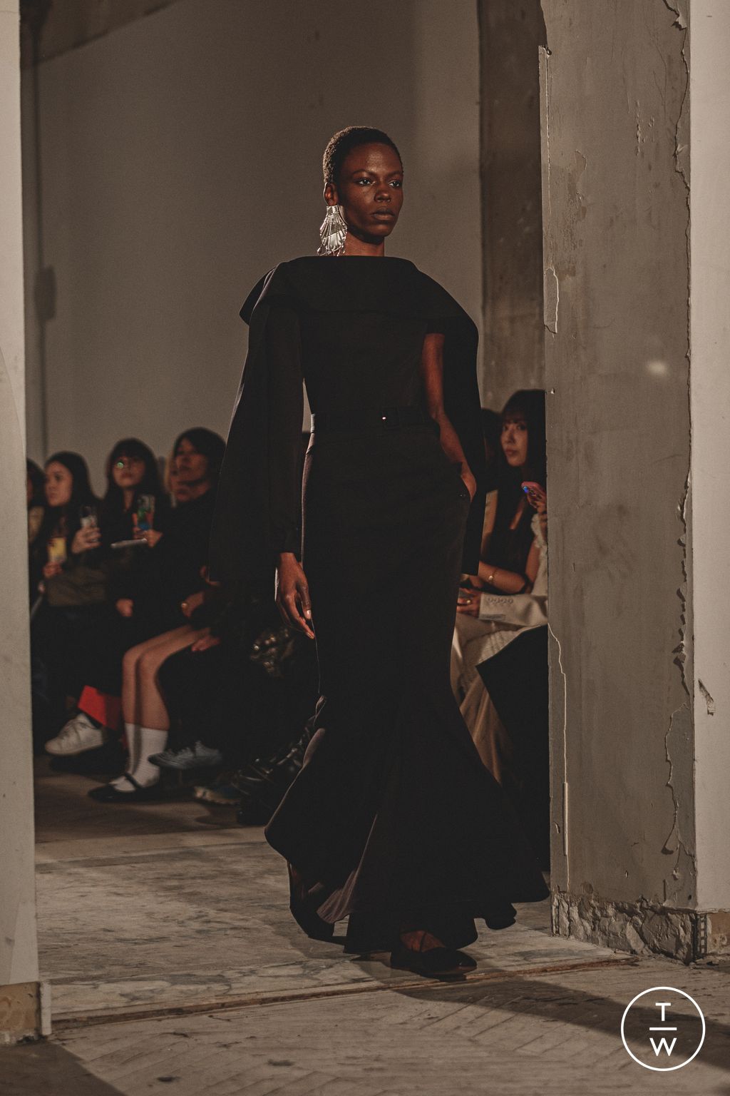 Fashion Week Paris Fall/Winter 2025 look 36 from the Rokh collection womenswear