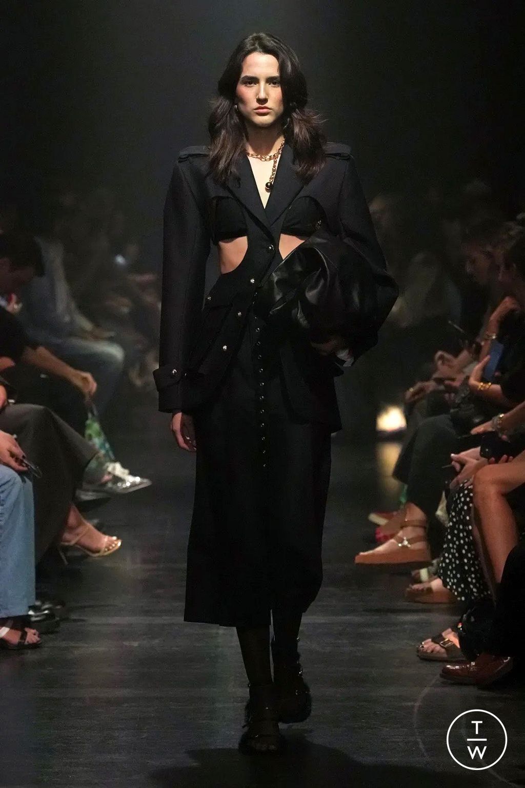 Fashion Week Paris Spring/Summer 2024 look 1 from the Rokh collection 女装