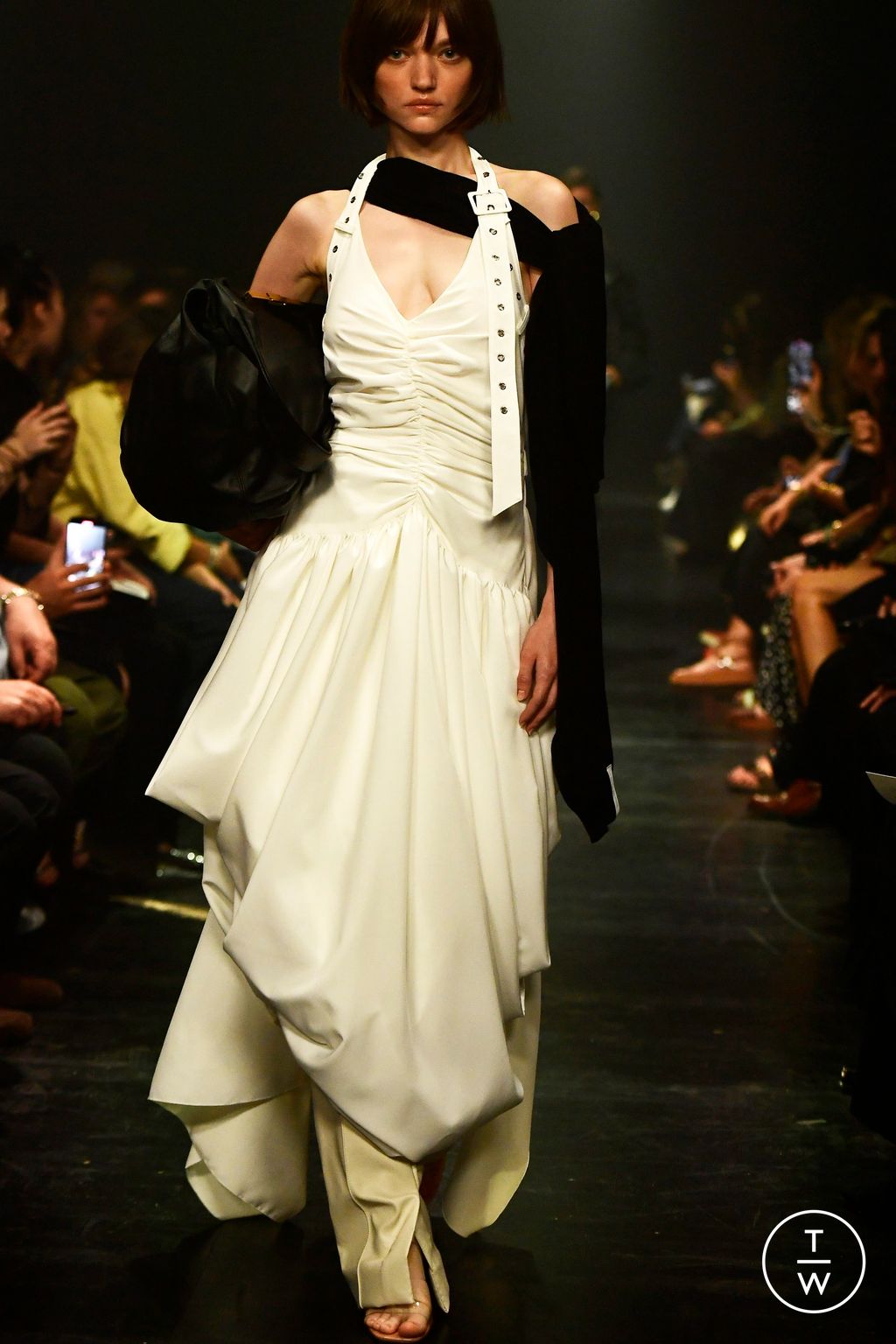 Fashion Week Paris Spring/Summer 2024 look 4 de la collection Rokh womenswear