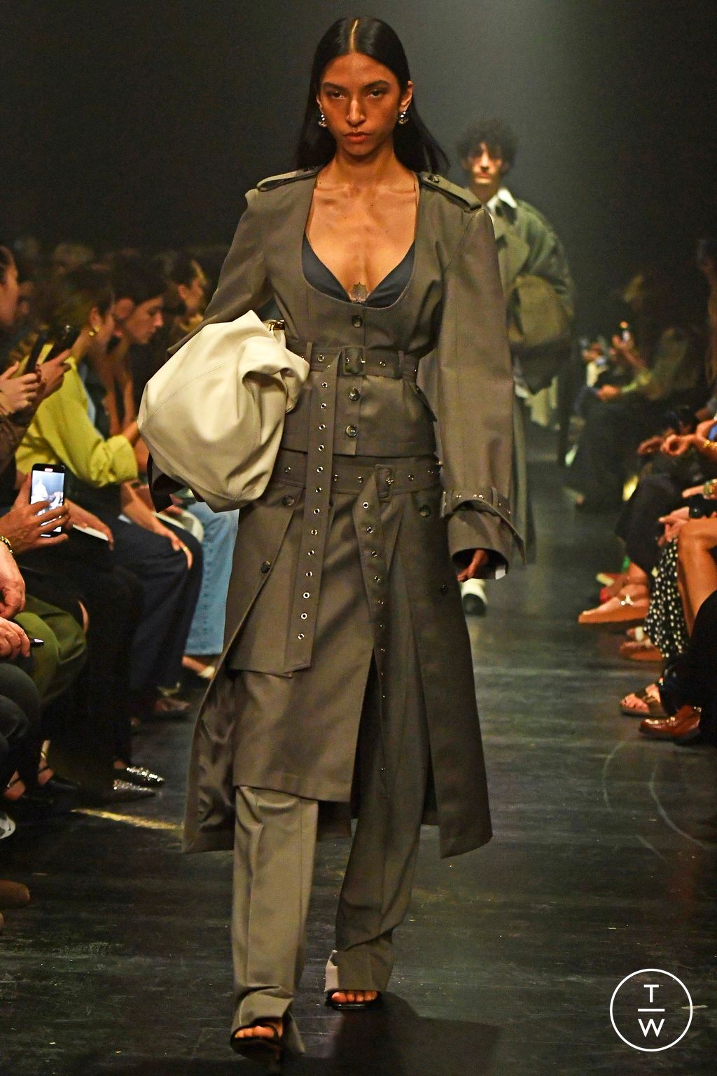 Fashion Week Paris Spring/Summer 2024 look 7 from the Rokh collection 女装
