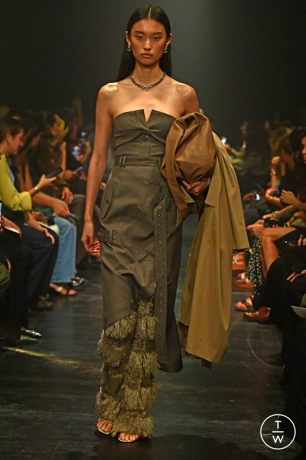 Fashion Week Paris Spring/Summer 2024 look 9 from the Rokh collection womenswear