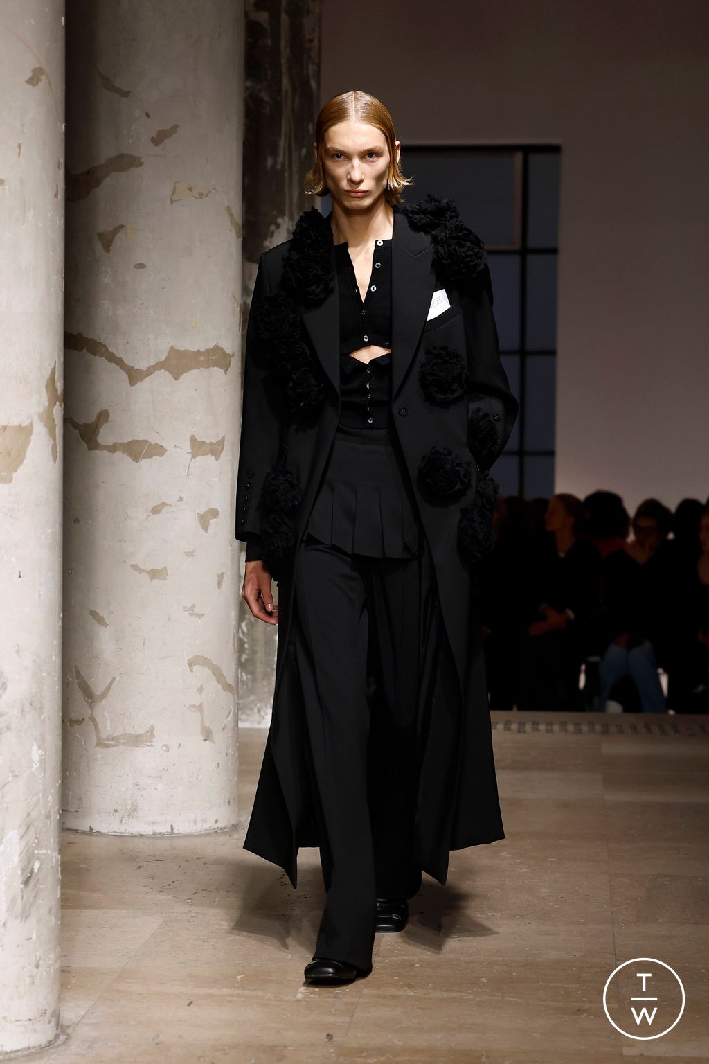 Fashion Week Paris Spring/Summer 2025 look 7 from the Rokh collection womenswear