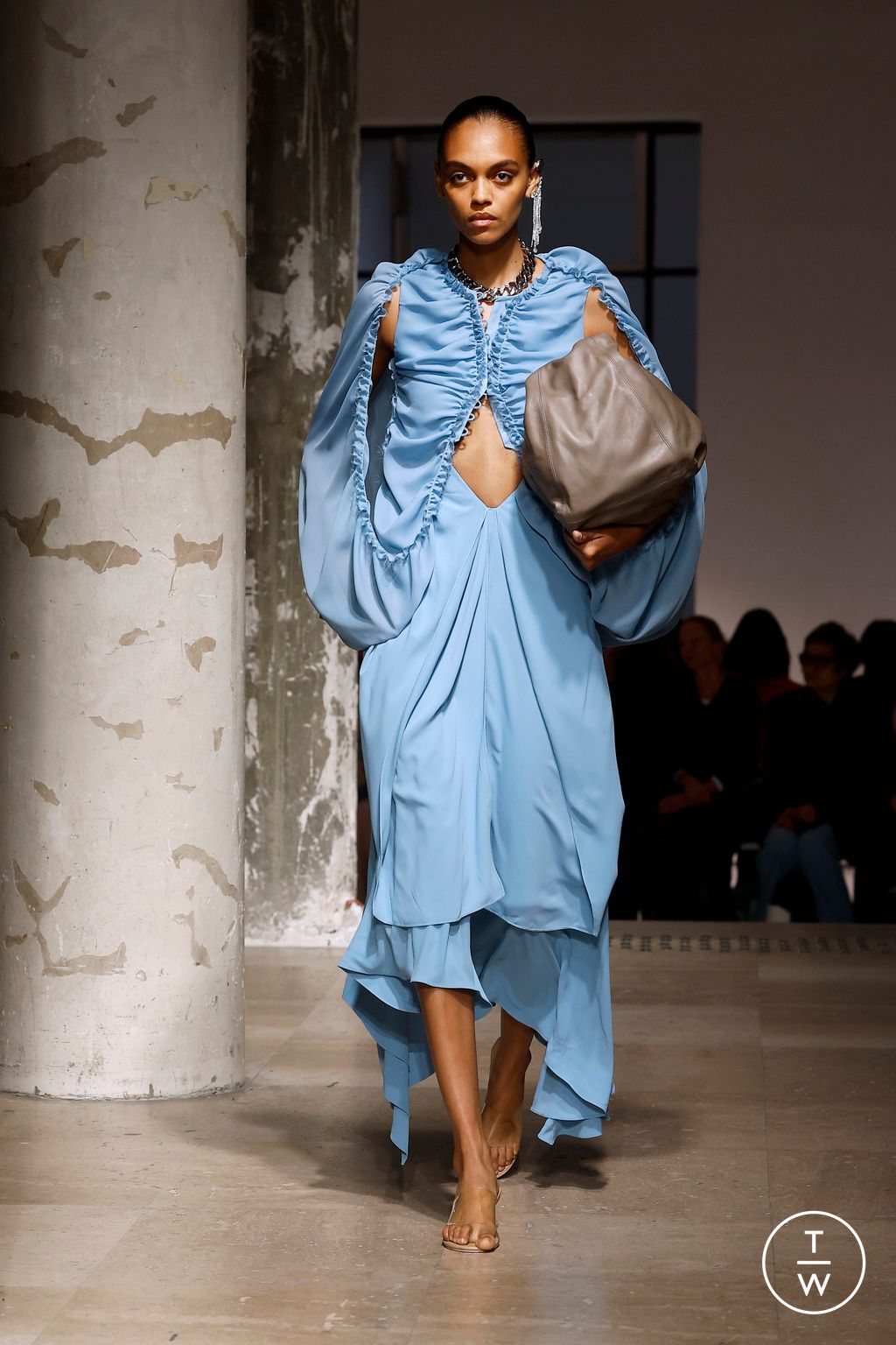 Fashion Week Paris Spring-Summer 2025 look 13 from the Rokh collection womenswear