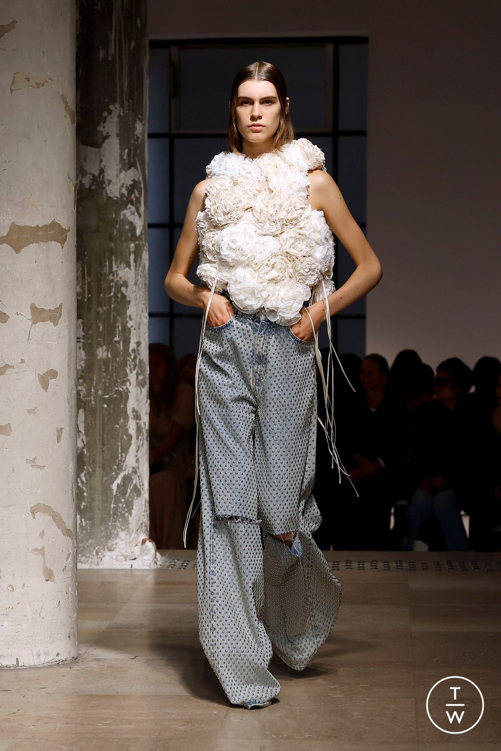 Fashion Week Paris Spring/Summer 2025 look 14 from the Rokh collection womenswear