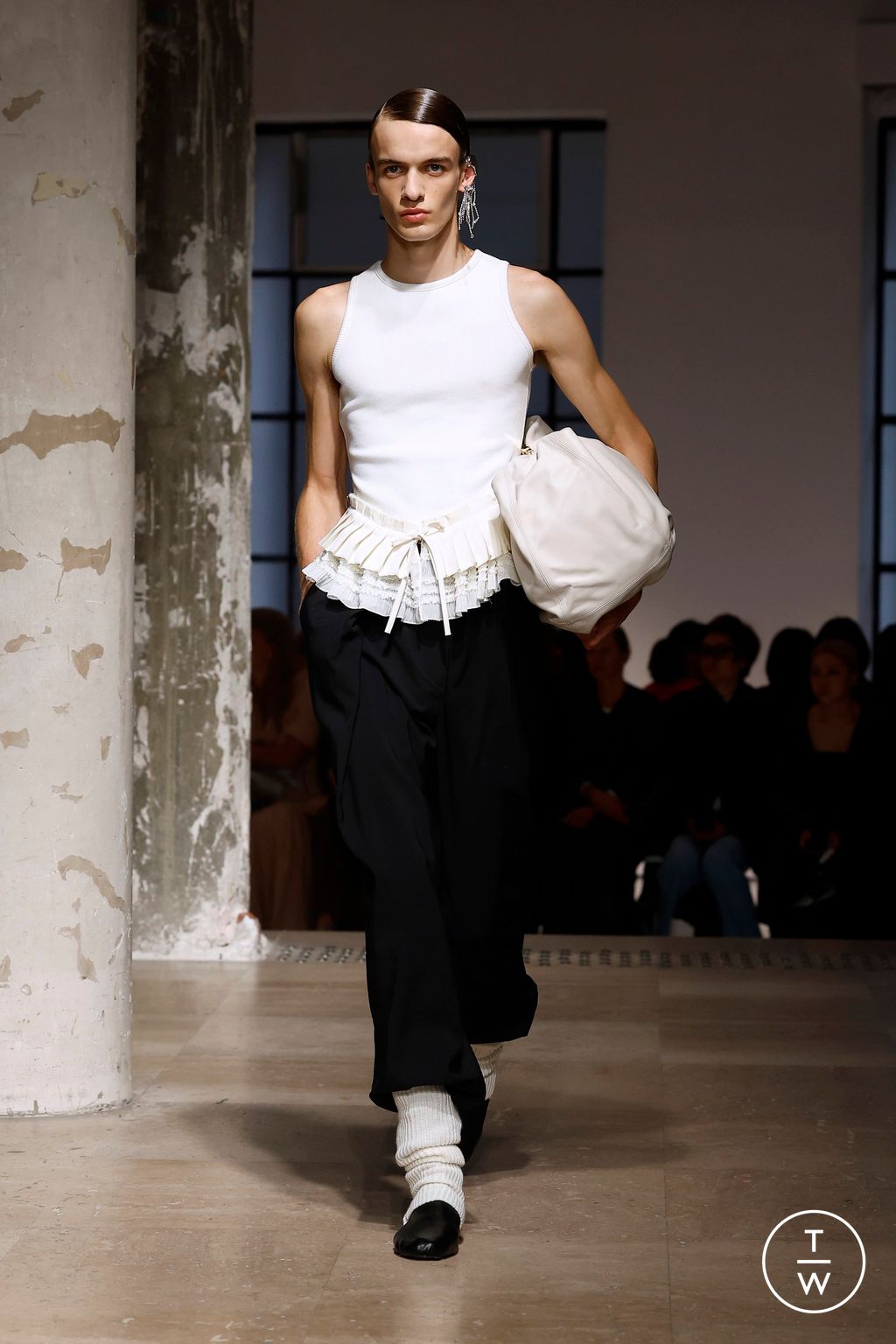 Fashion Week Paris Spring/Summer 2025 look 28 from the Rokh collection womenswear