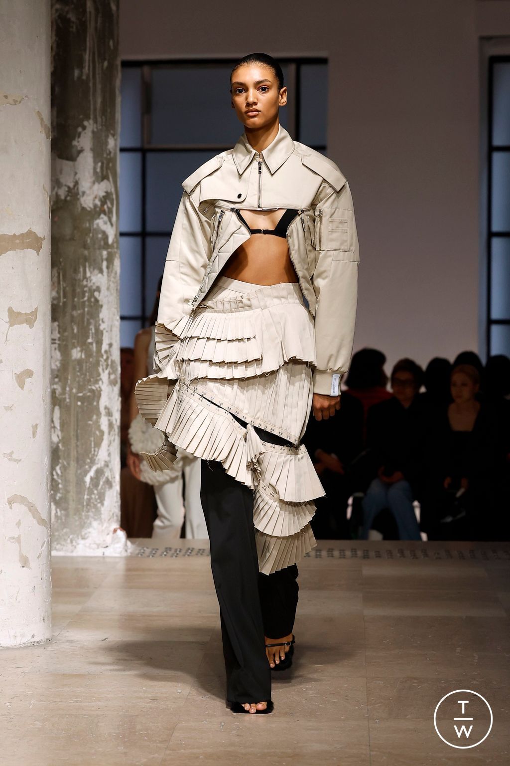 Fashion Week Paris Spring/Summer 2025 look 29 from the Rokh collection womenswear