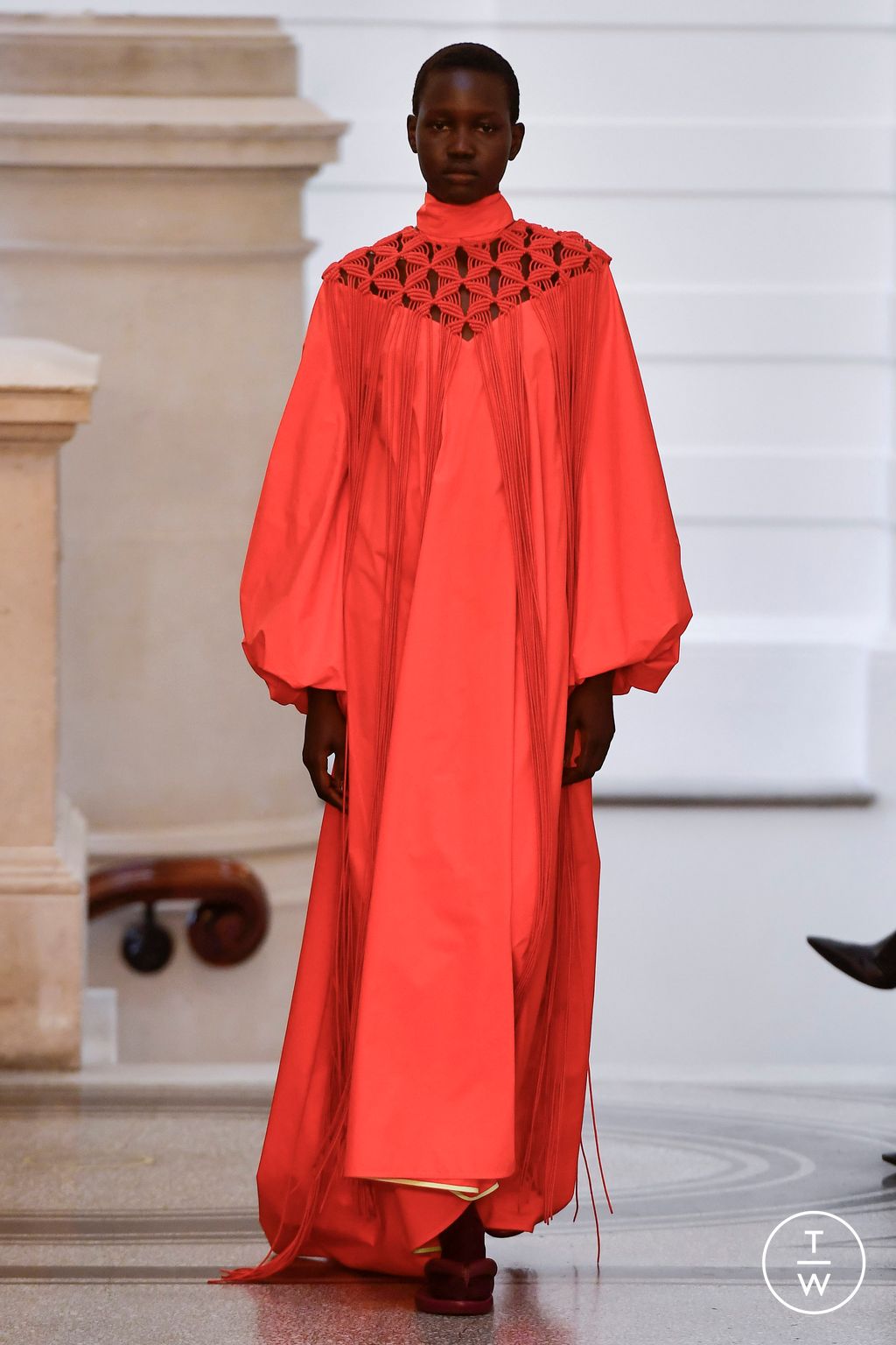 Fashion Week London Fall/Winter 2024 look 6 de la collection Roksanda womenswear