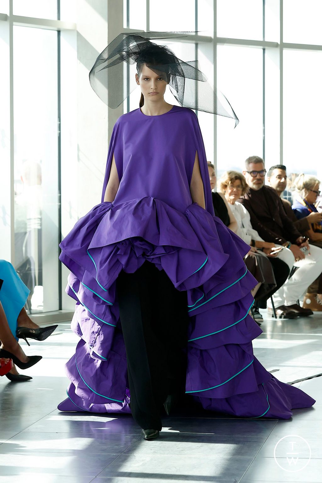 Fashion Week London Spring/Summer 2025 look 27 from the Roksanda collection womenswear