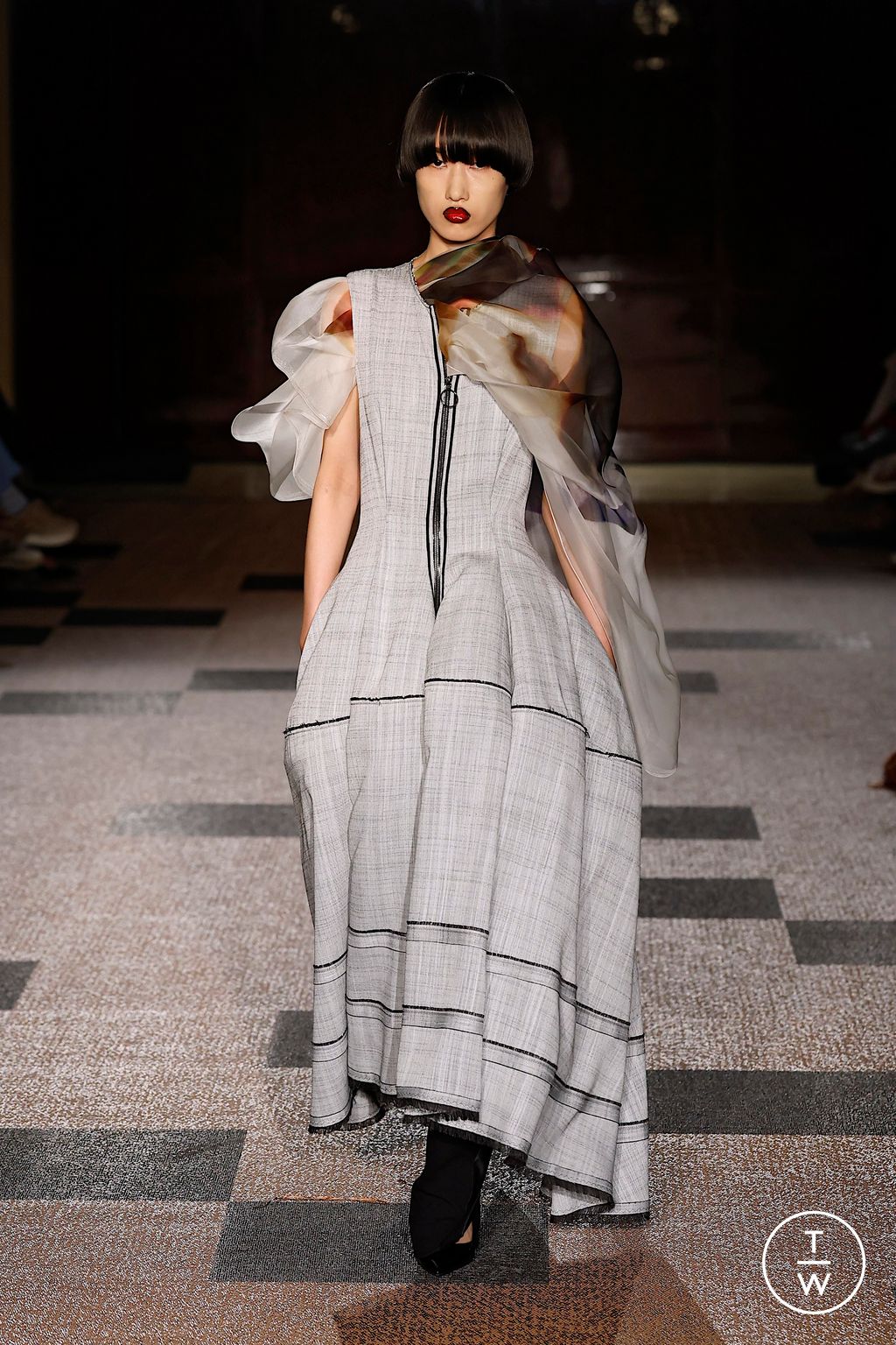 Fashion Week London Spring/Summer 2026 look 4 from the Roksanda collection womenswear