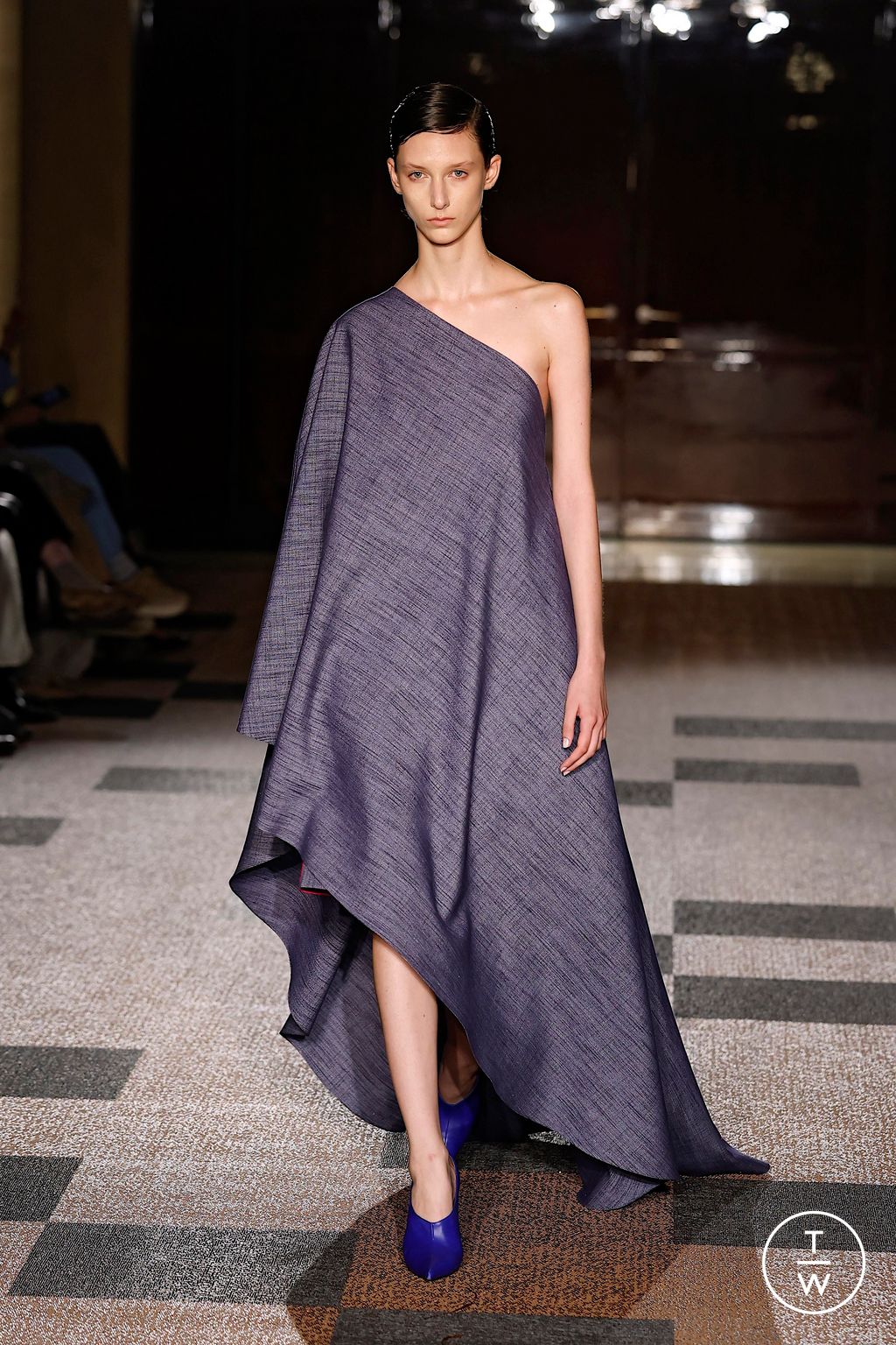 Fashion Week London Spring/Summer 2026 look 10 from the Roksanda collection 女装