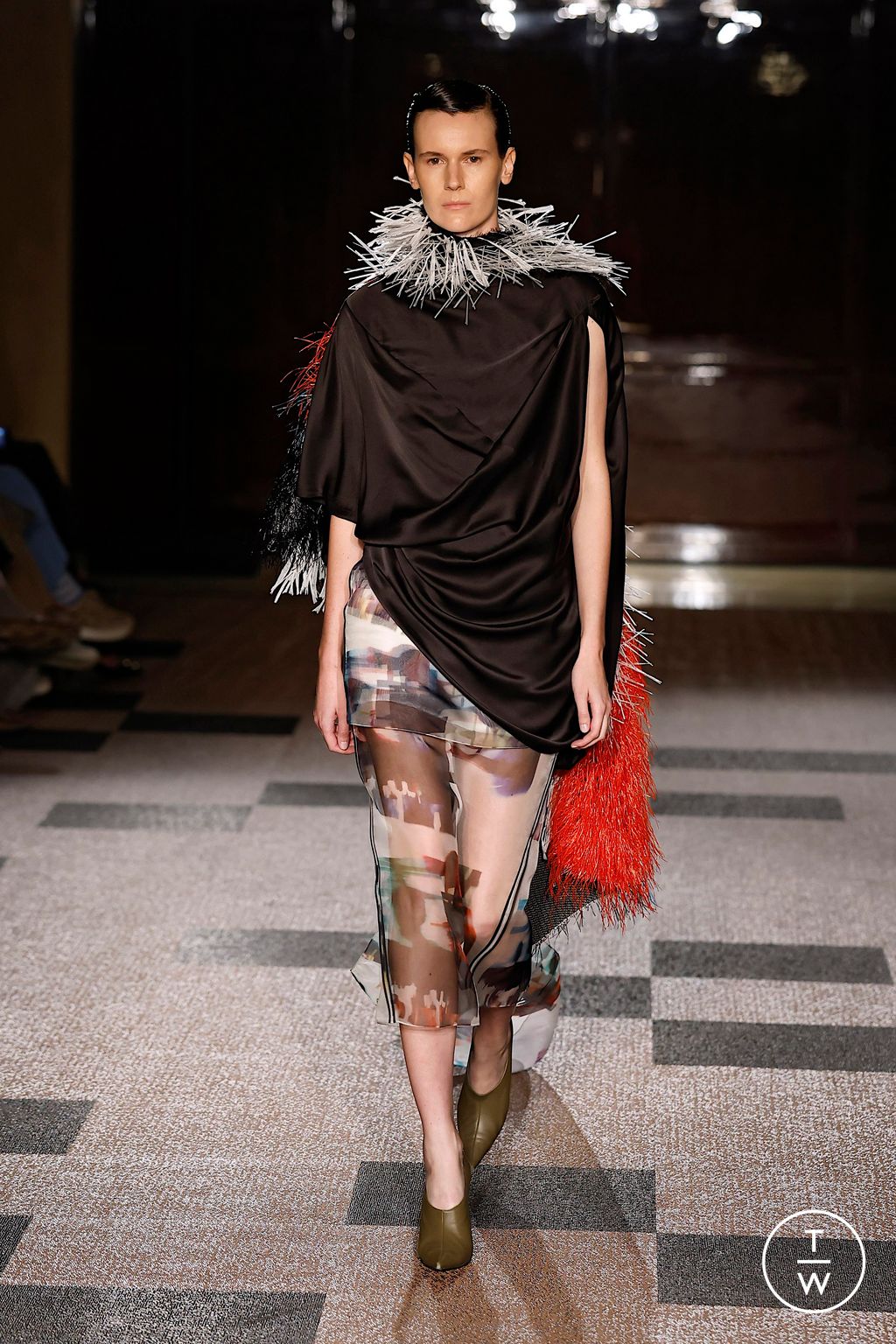 Fashion Week London Spring/Summer 2026 look 15 from the Roksanda collection 女装
