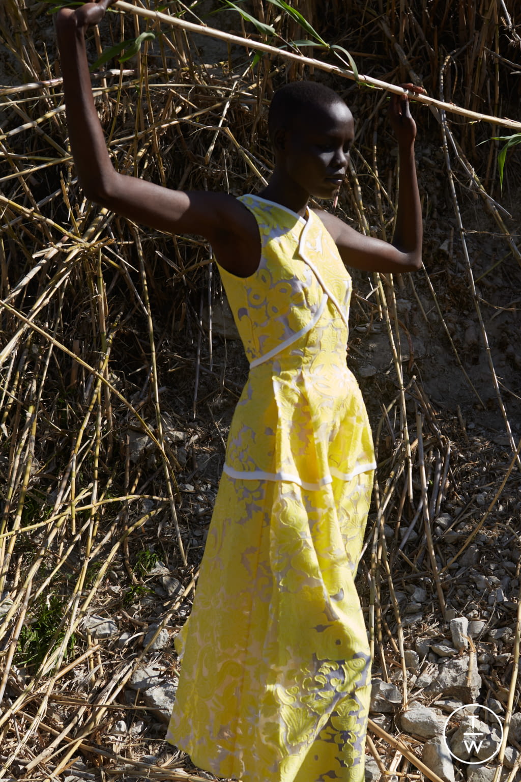 Fashion Week London Pre-Fall 2017 look 11 from the Roland Mouret collection womenswear