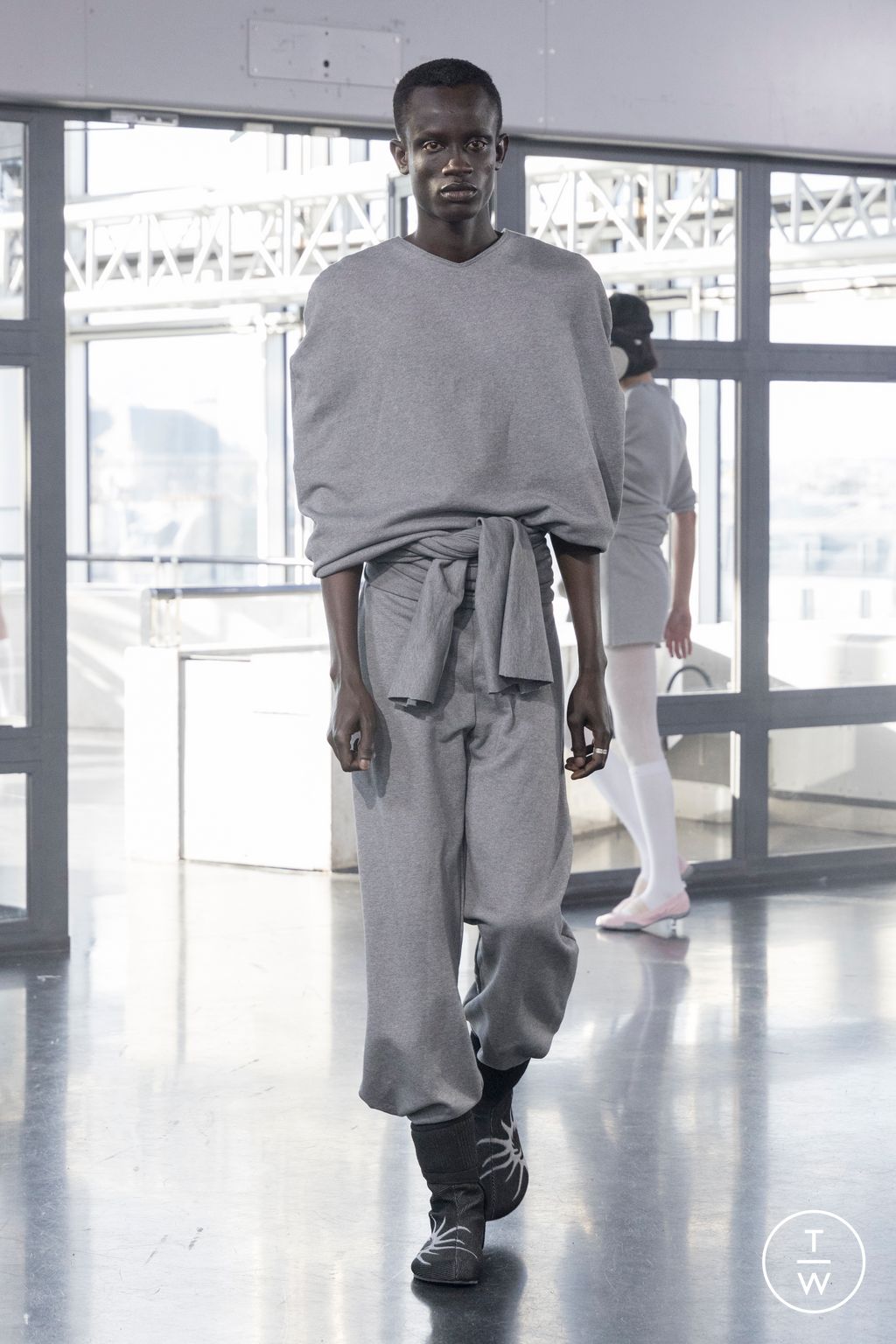 Fashion Week Paris Spring-Summer 2025 look 22 from the Rombaut collection menswear