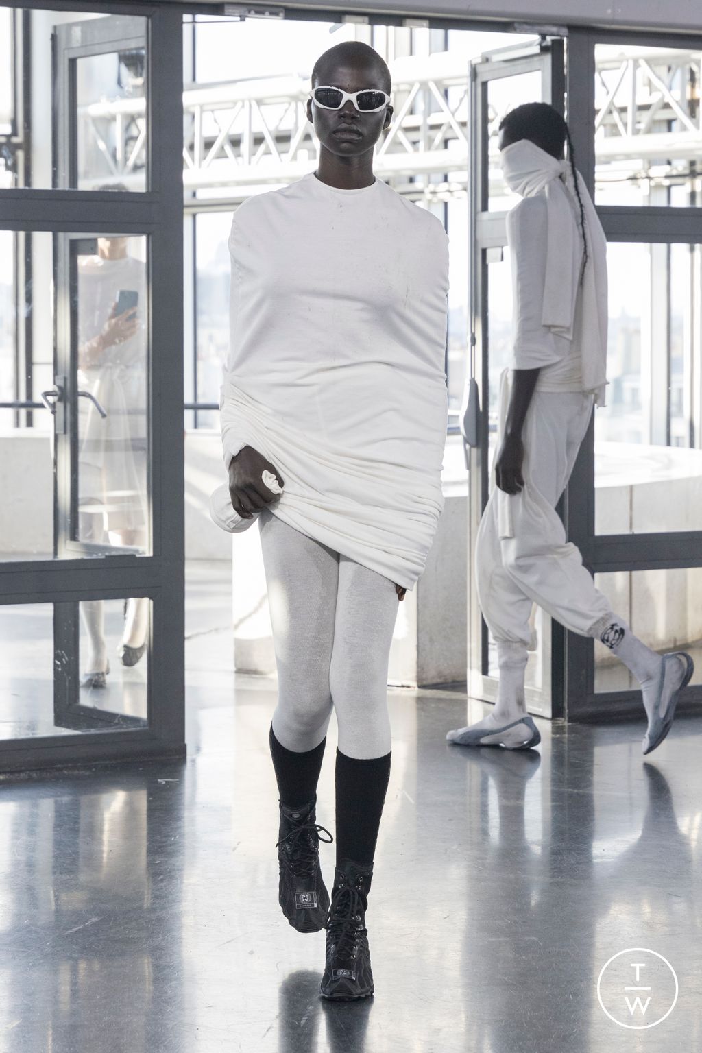 Fashion Week Paris Spring-Summer 2025 look 27 from the Rombaut collection menswear
