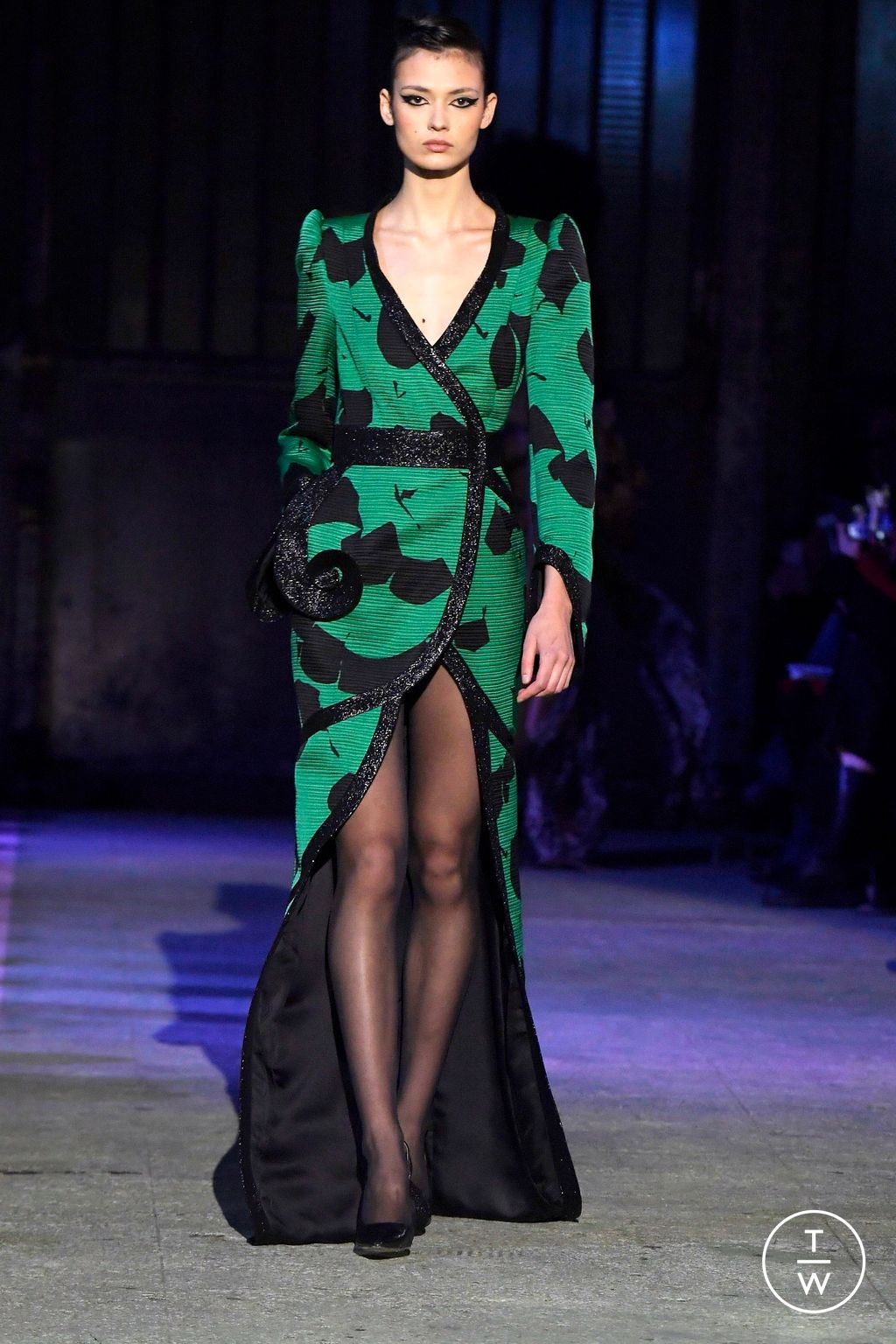 Fashion Week Paris Spring/Summer 2024 look 15 from the Ronald Van Der Kemp collection 高级定制
