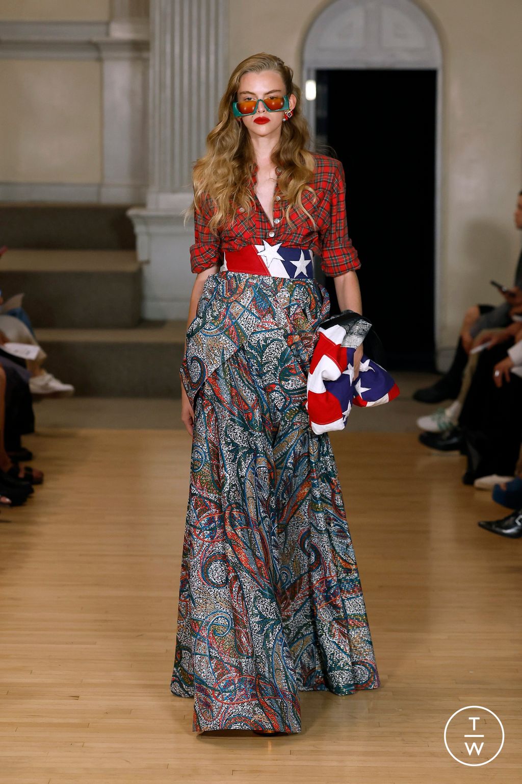 Fashion Week New York Spring-Summer 2025 look 29 from the Ronald Van Der Kemp collection womenswear